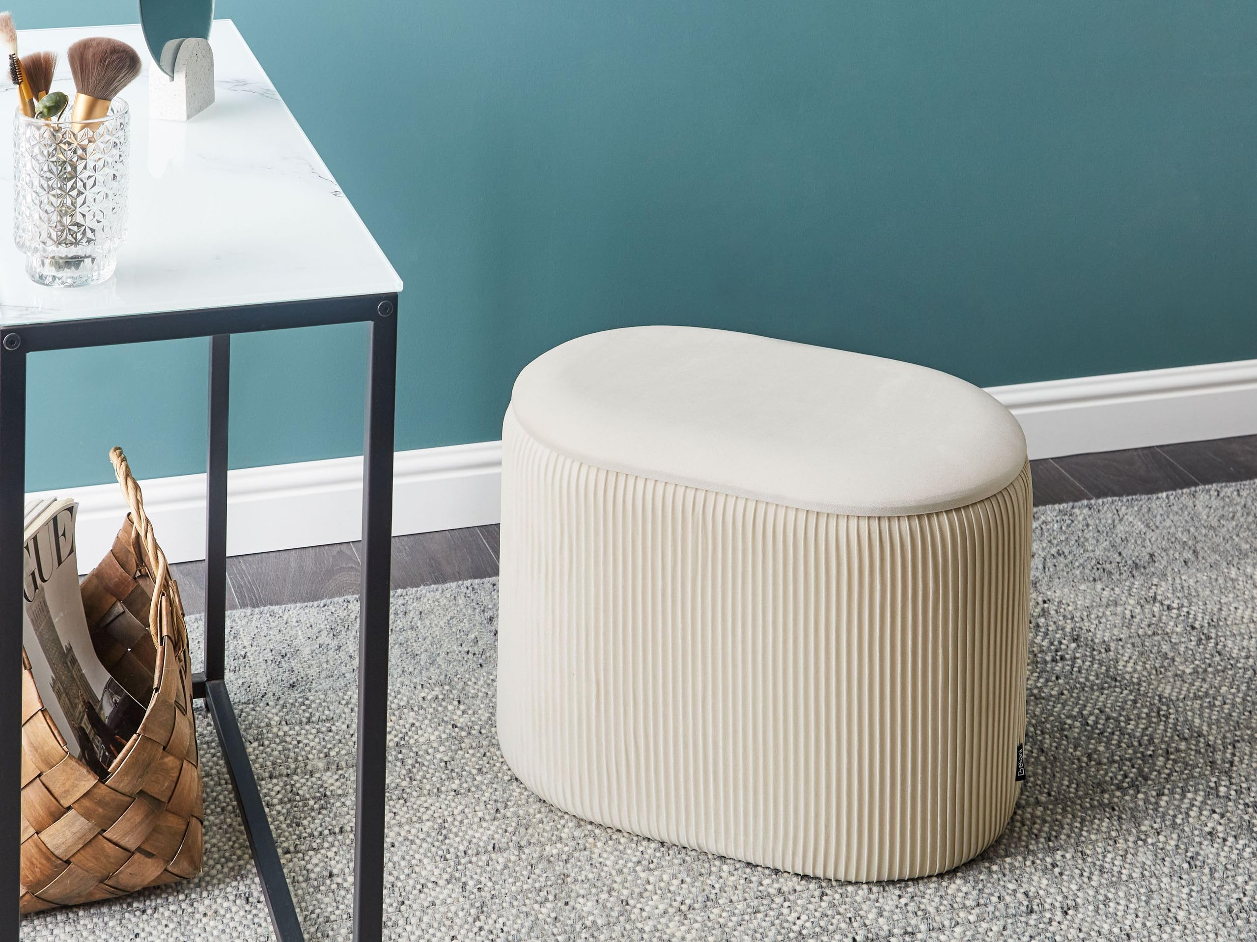 Beliani Pouf Glamour Tappezzeria in velluto beige chiaro contenitore