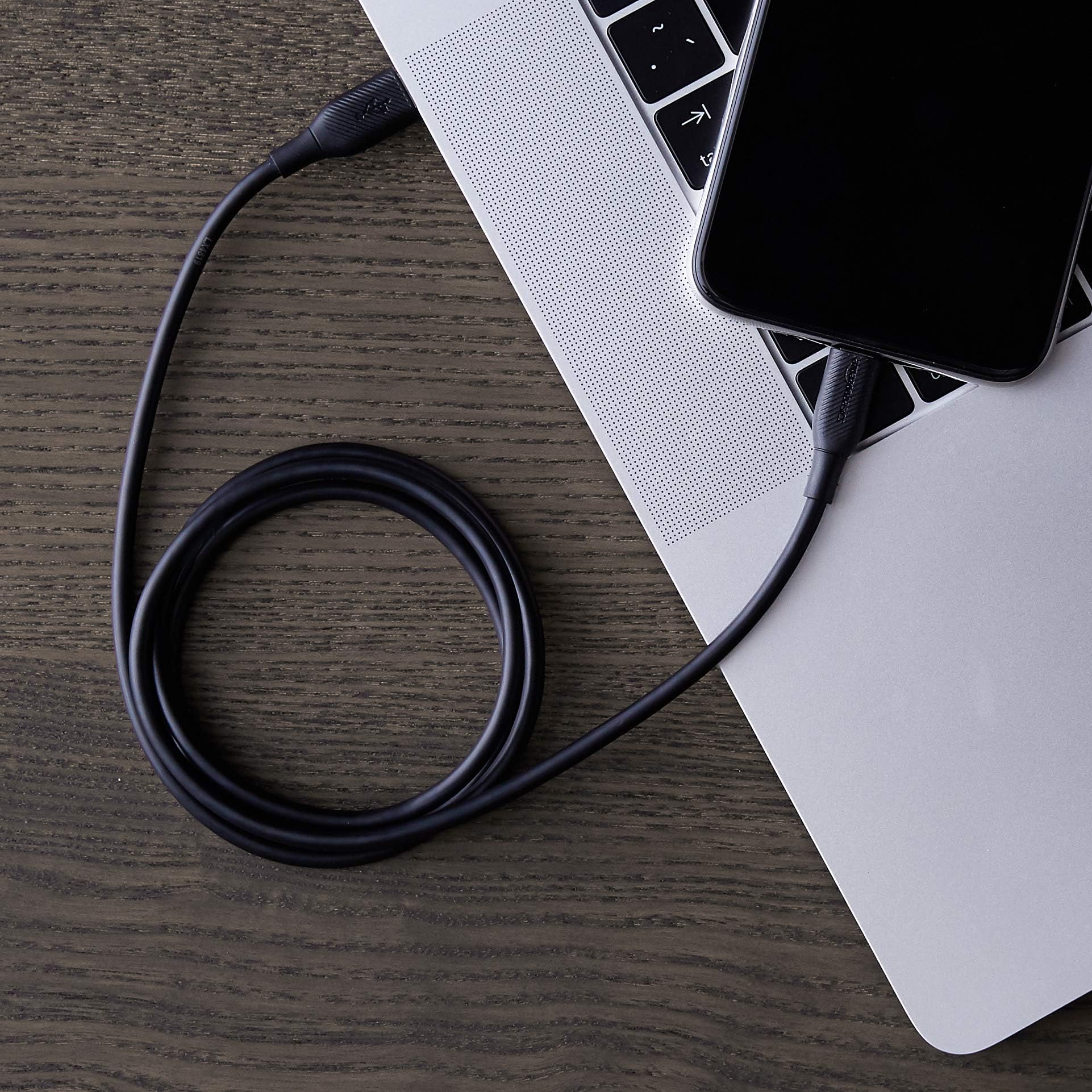 Amazon Basics, Cavo USB-2.0 da tipo C a Lightning (certificato MFi), 0.9 m, nero