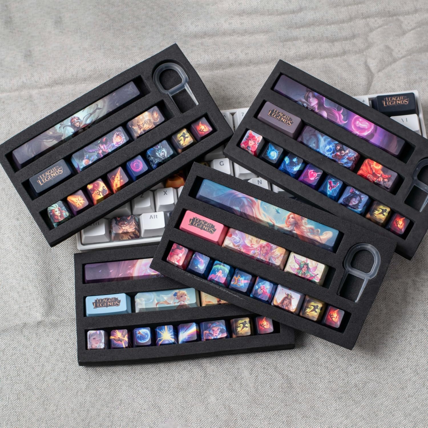 League Jinx Set di 12 Keycaps PBT ad alta densità OEM profilo Dye sublimazione layout ideale per creatori di contenuti e appassionati di sport