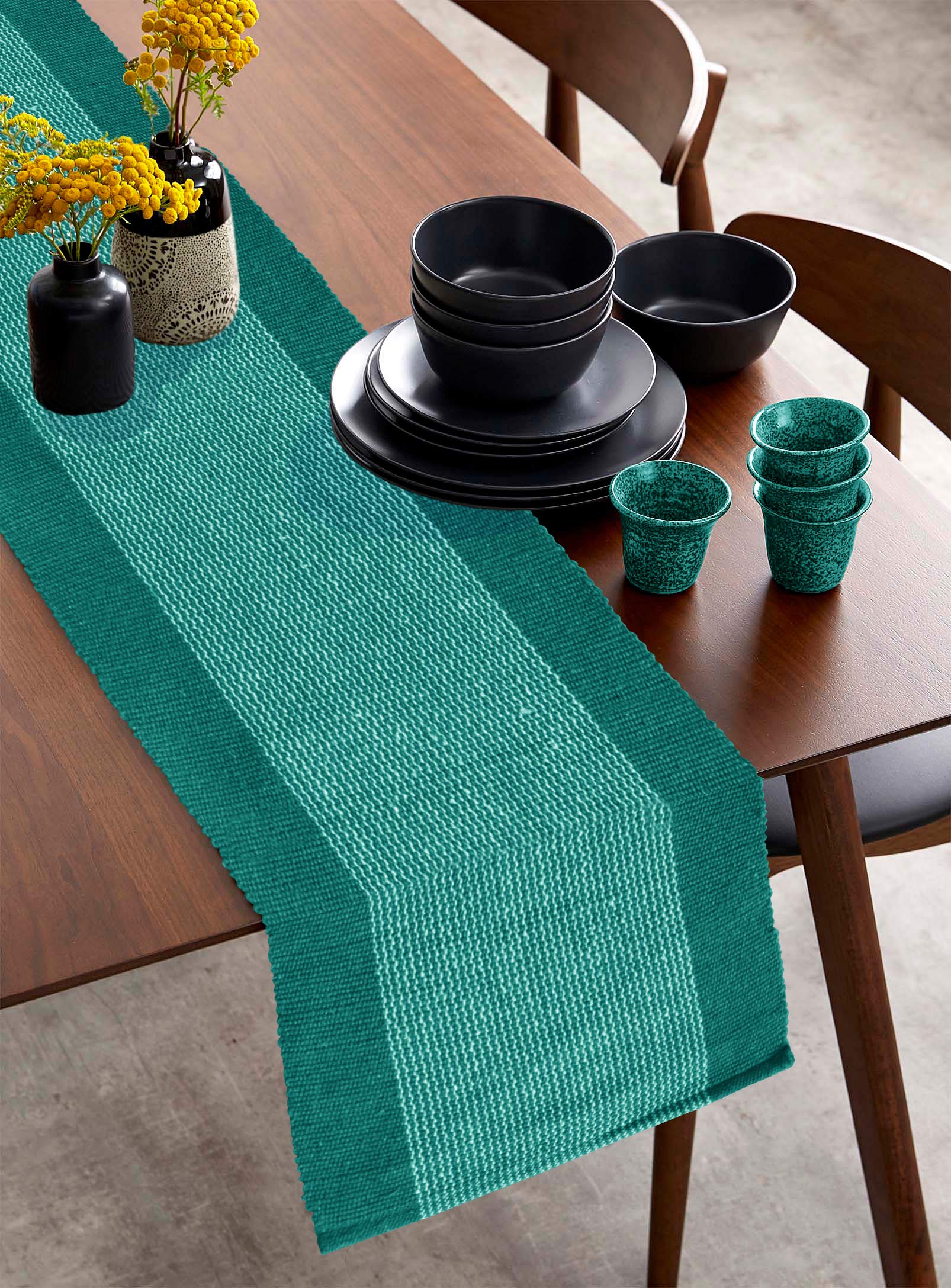 GLEAM� Dining Table 1 Runner Machine Washable (Aqua Runner) (B0848JNZ26) Amazon Price History, Amazon Price Tracker