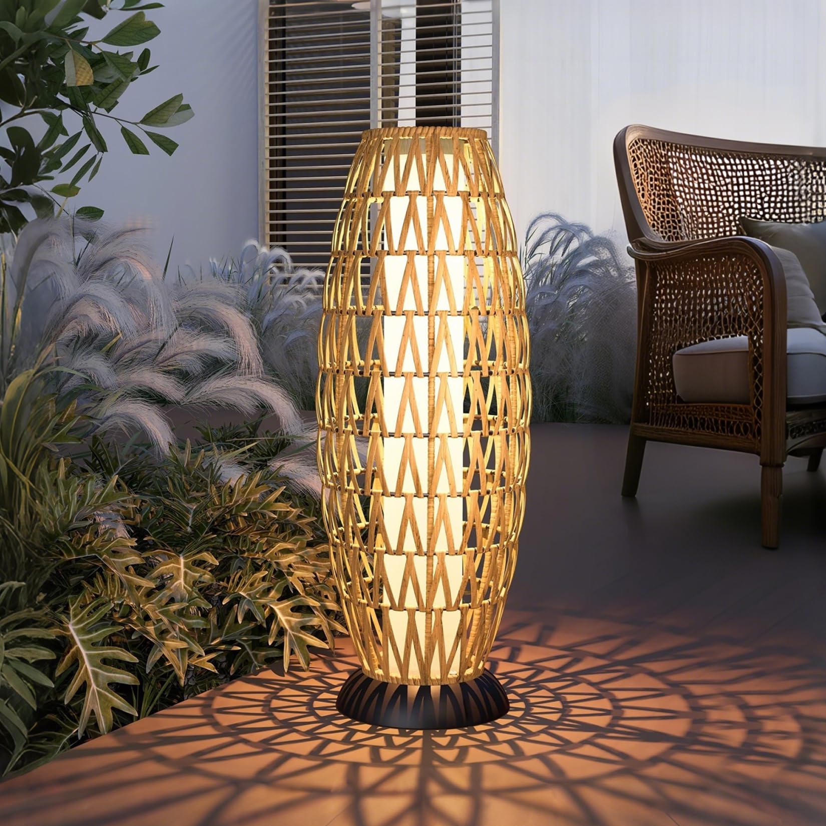 Solar YardOutdoor Solar Lamp Woven Wicker Boho Lantern Floor Lamp, Decoration for Garden, Deck, Yard, Pathway, Oslo