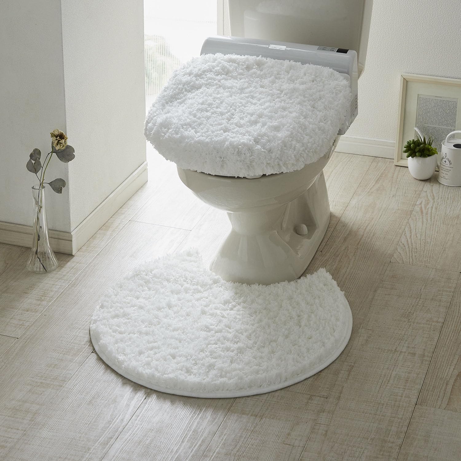 Amazon | [ベルメゾン] トイレマット ふたカバー 2点 セット 洗える