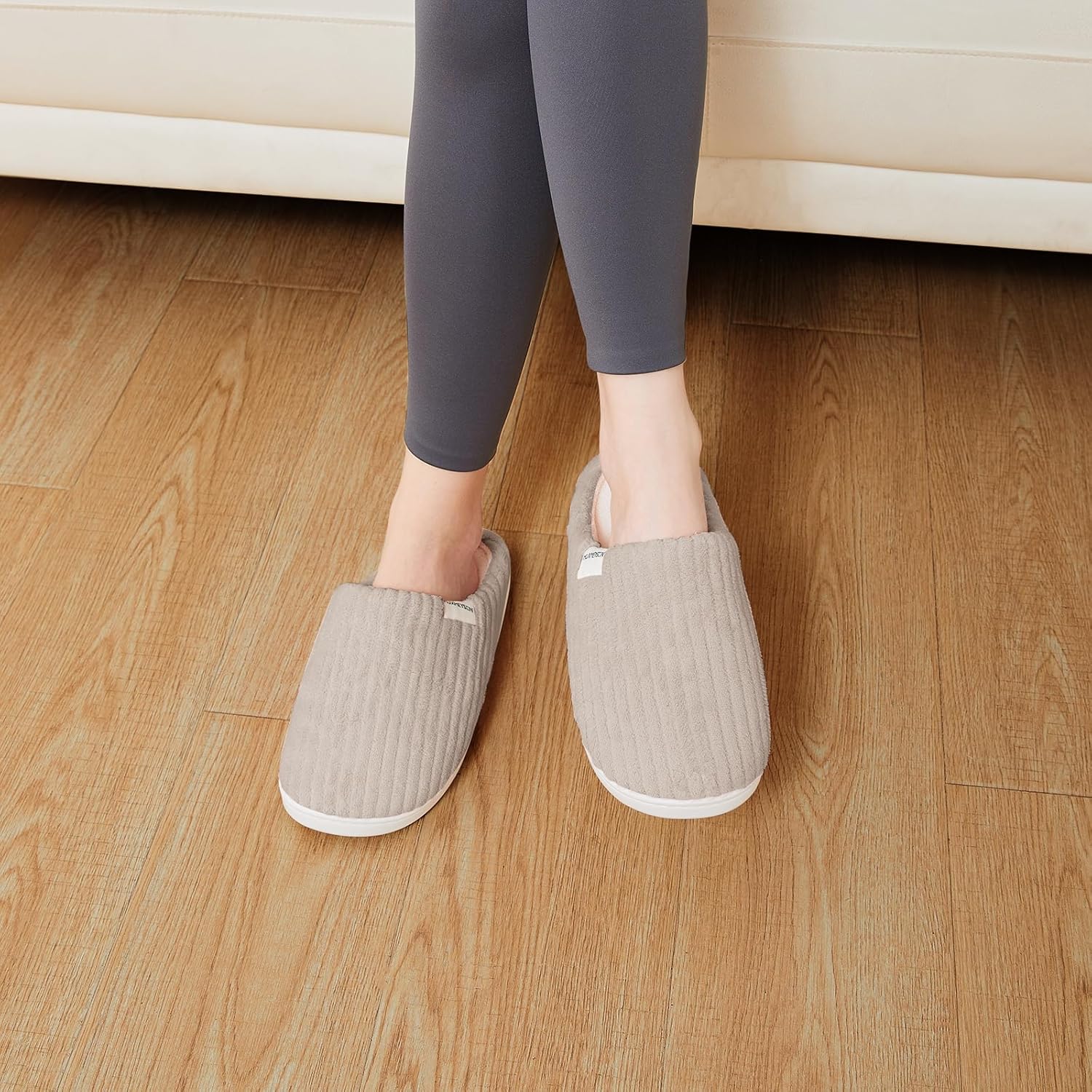 HUXMEYSON Slippers for Women, Warm Memory Foam Comfy House Slippers with Anti-Skid Rubber Sole for Indoor and Outdoor - Image 2