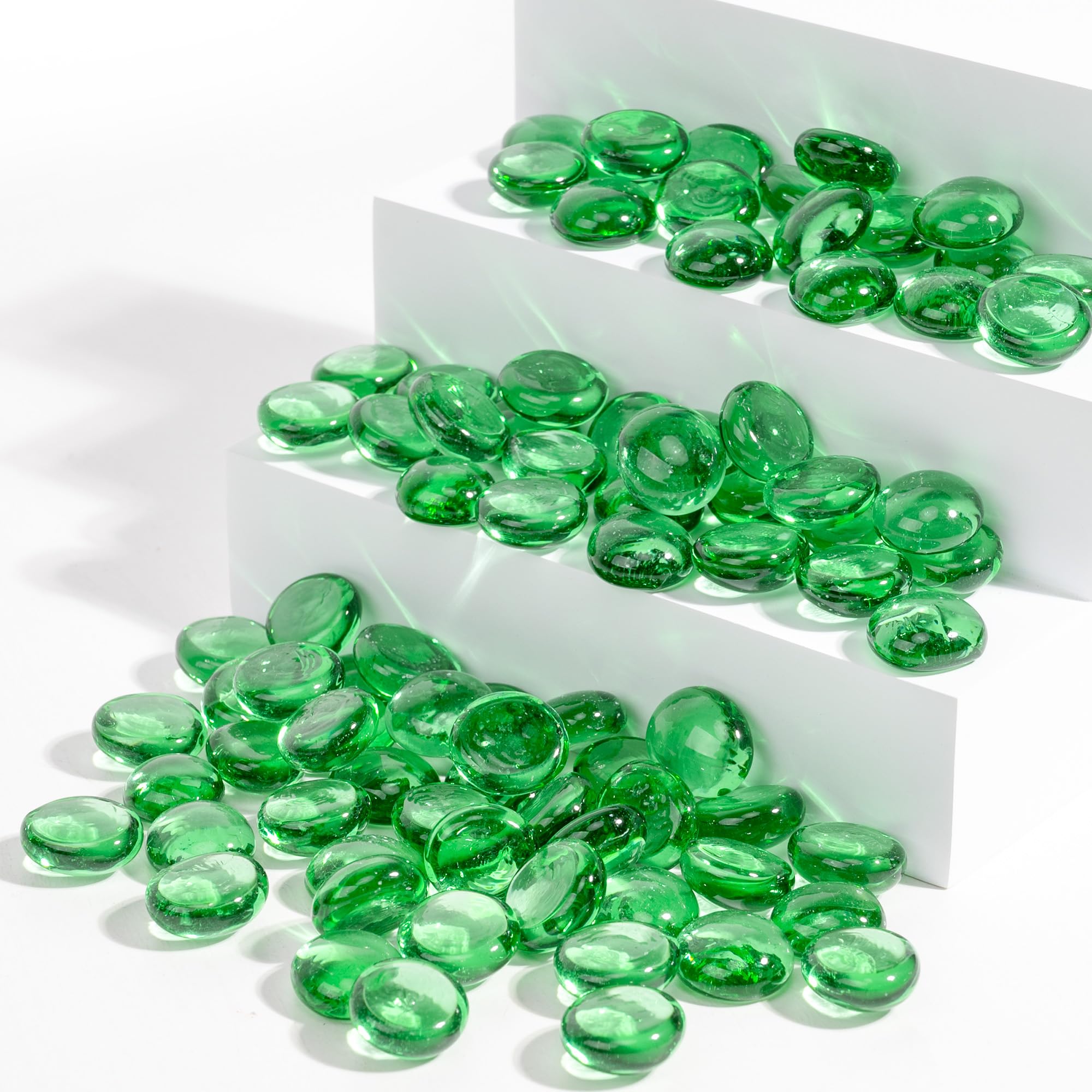 1LB Flat Glass Marbles Stones Flat Bottom Marble Beads 17-19mm Smooth Stone Pebbles for Home Decoration Fire Pit Landscaping Glass Gemstone for Fish Tanks Flower Pots DIY Crafts (Green)