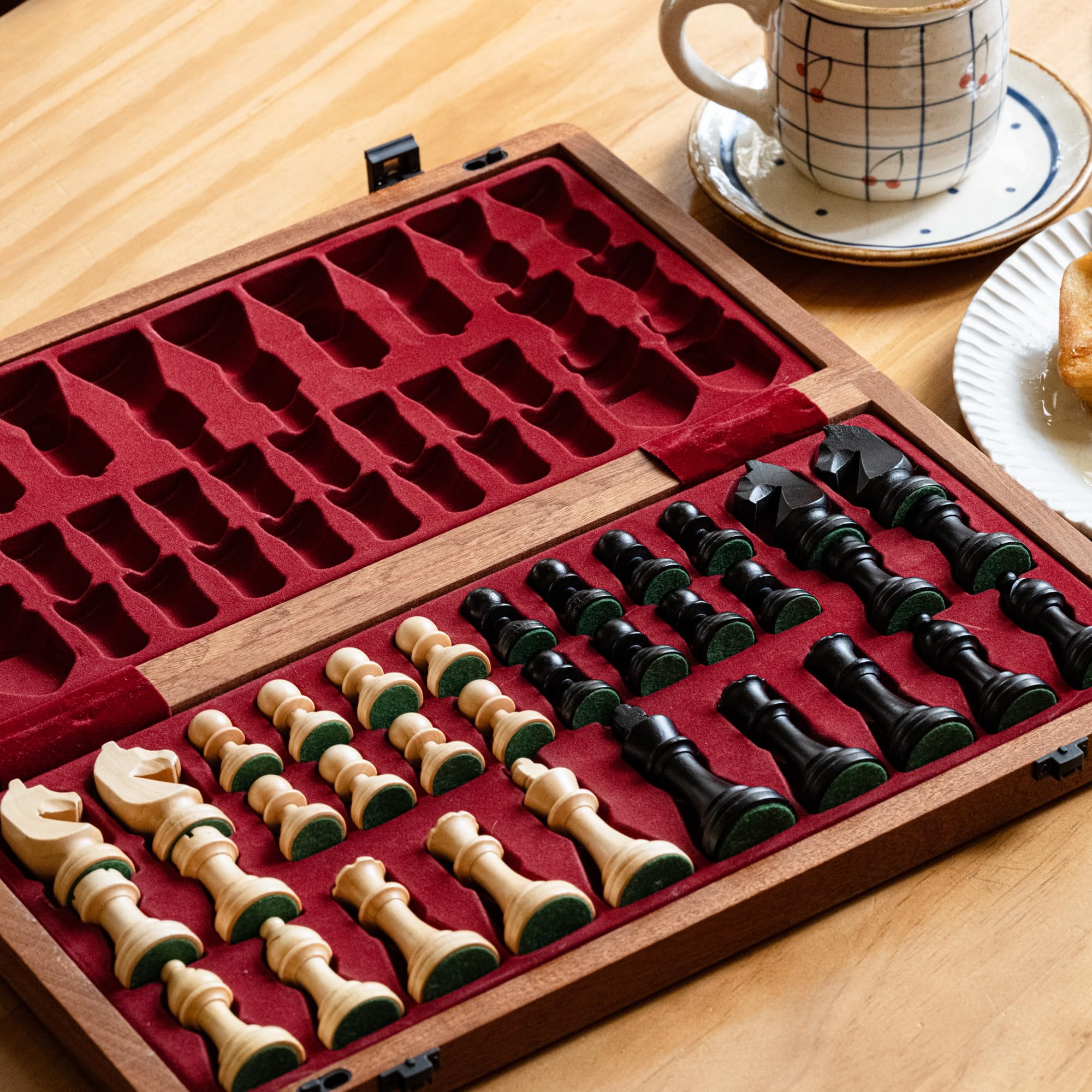 A&A Premium Natur-Mahagoni Klappbares Schachset, mit 38 cm Brett & 7,6 cm Königshöhe Staunton-Schachfiguren, Includes 2 Extra Queens and Einer Aufbewahrungstasche