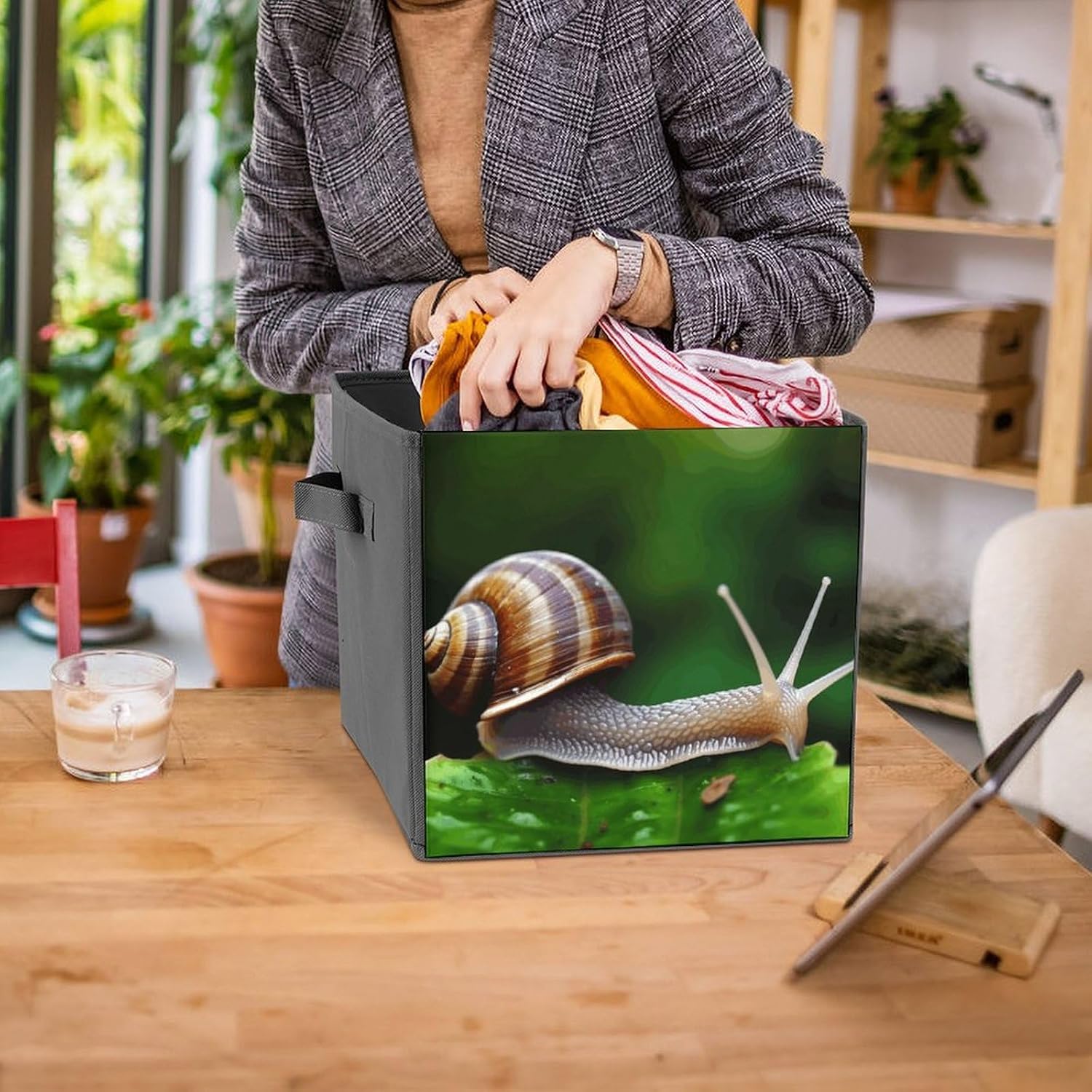 Folding Storage Bins Oxford Fabric Clothes Storage Boxes with Handles | Animal Snail Cube Organizer, Easy to Store, Multi Functional Cube Storage Organizer for Office Bedroom
