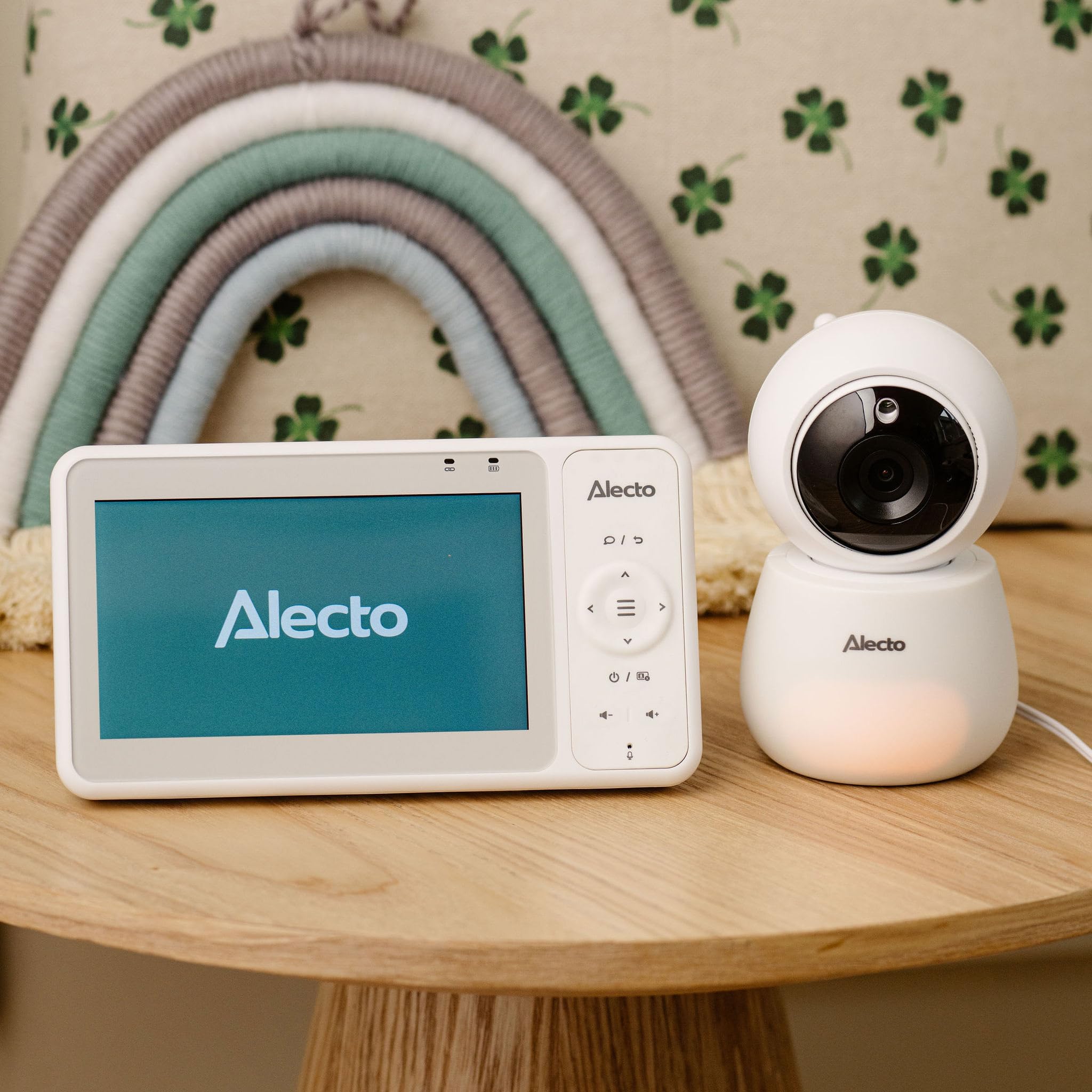 Alecto DVM2050 - elektroniczna niania z kamerą HD, dużym kolorowym wyświetlaczem o przekątnej 5 cali i lampką nocną - zdalnie sterowana - biała