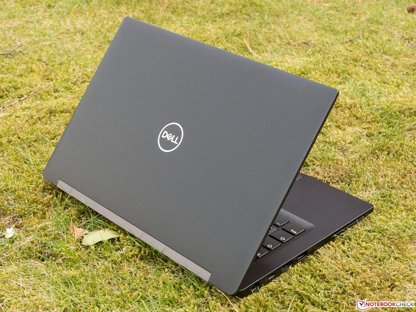 Refurbished) DELL LATITUDE 7390 (CORE I7 8TH GEN/8GB/512GB SSD 