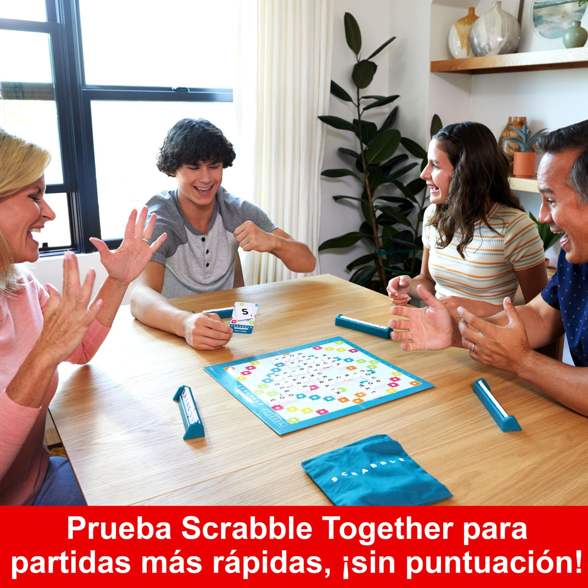 Mattel Games Scrabble 2 Juegos en 1 , juego de mesa familiar, palabras cruzadas, incluye tablero con 2 caras, 50 tarjetas con objetivos , 2-4 jugadores , +10 años, versión español (HXV99) - 2