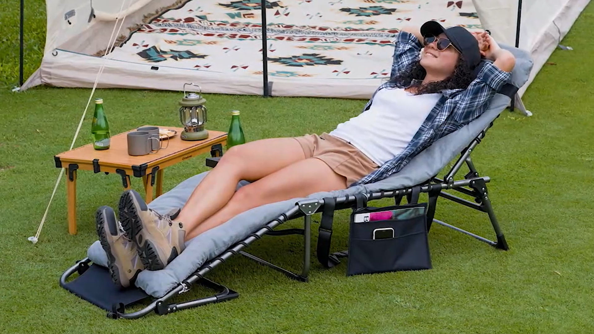 Amazon.com : FUNDANGO Folding Chaise Lounge Chair with Soft