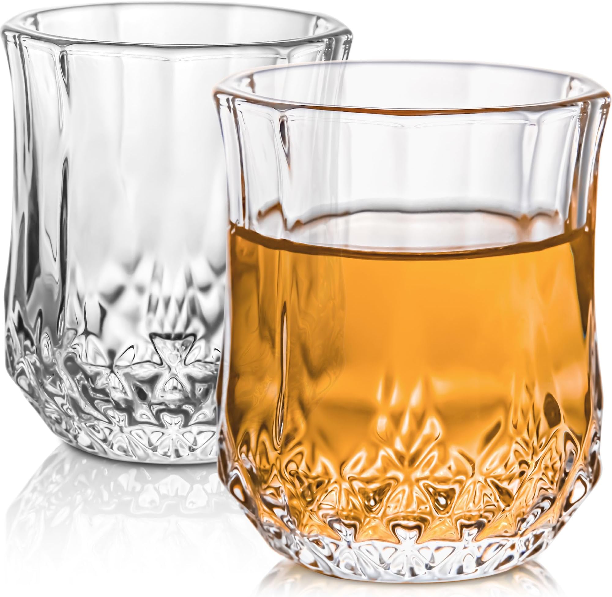 Praknu 6 shot glasses made of crystal glass, 4 cl, dishwasher-safe, stable thanks to thick base, elegant vintage design