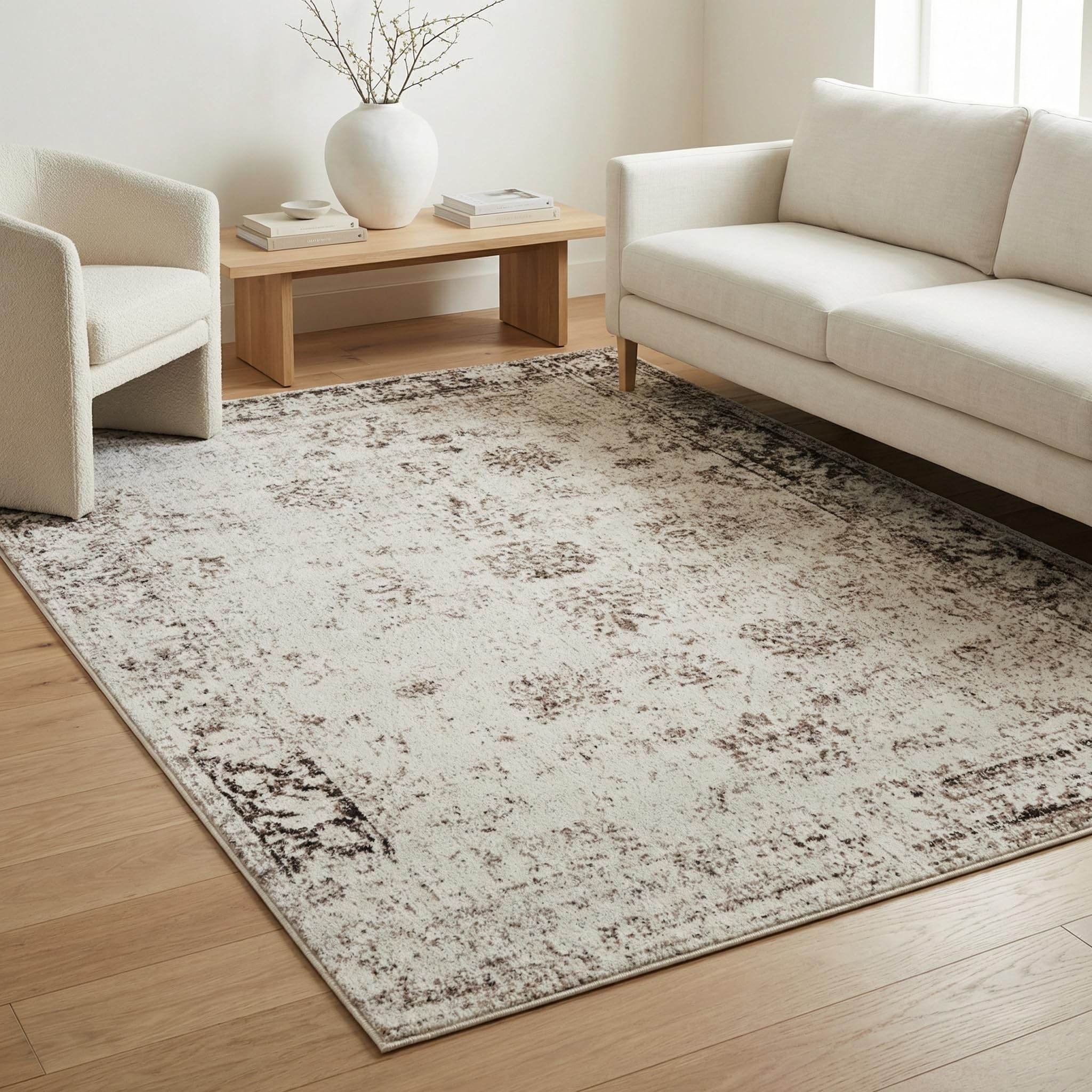 Sofia Collection Area Rug - Casino (6' 1" x 9' Rectangle, Beige/ Tan)