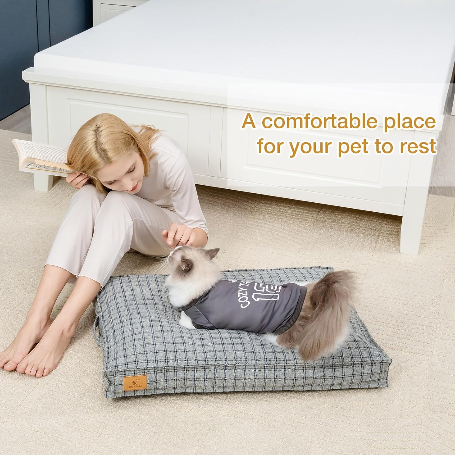 Dog Bed with Easy-Grip Handle - Shredded Memory Foam Pet Bed, Removable & Machine Washable Cover, Non-Slip Bottom, Choose from Cooling Linen or Warm Flannel Style for Dogs & Cats(Medium)