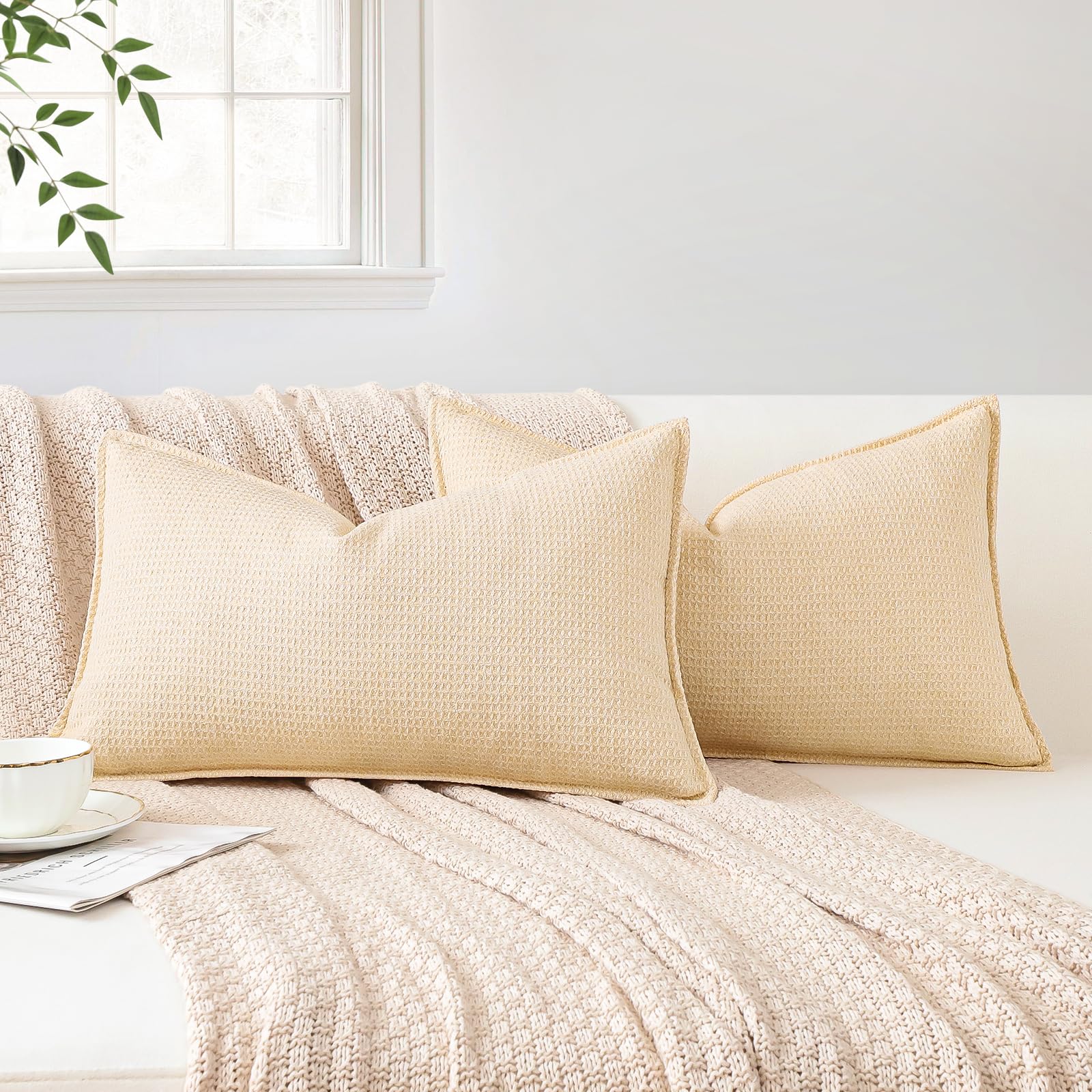 Sungeek Lumbar Cushion Covers 30x50cm Set of 2 Soft Plaid Decorative Cushion Cases with Stitched Edge Farmhouse Home Decor Decorative Pillow Cover for Sofa Couch Patio Bedroom Living Room Beige - Image 4