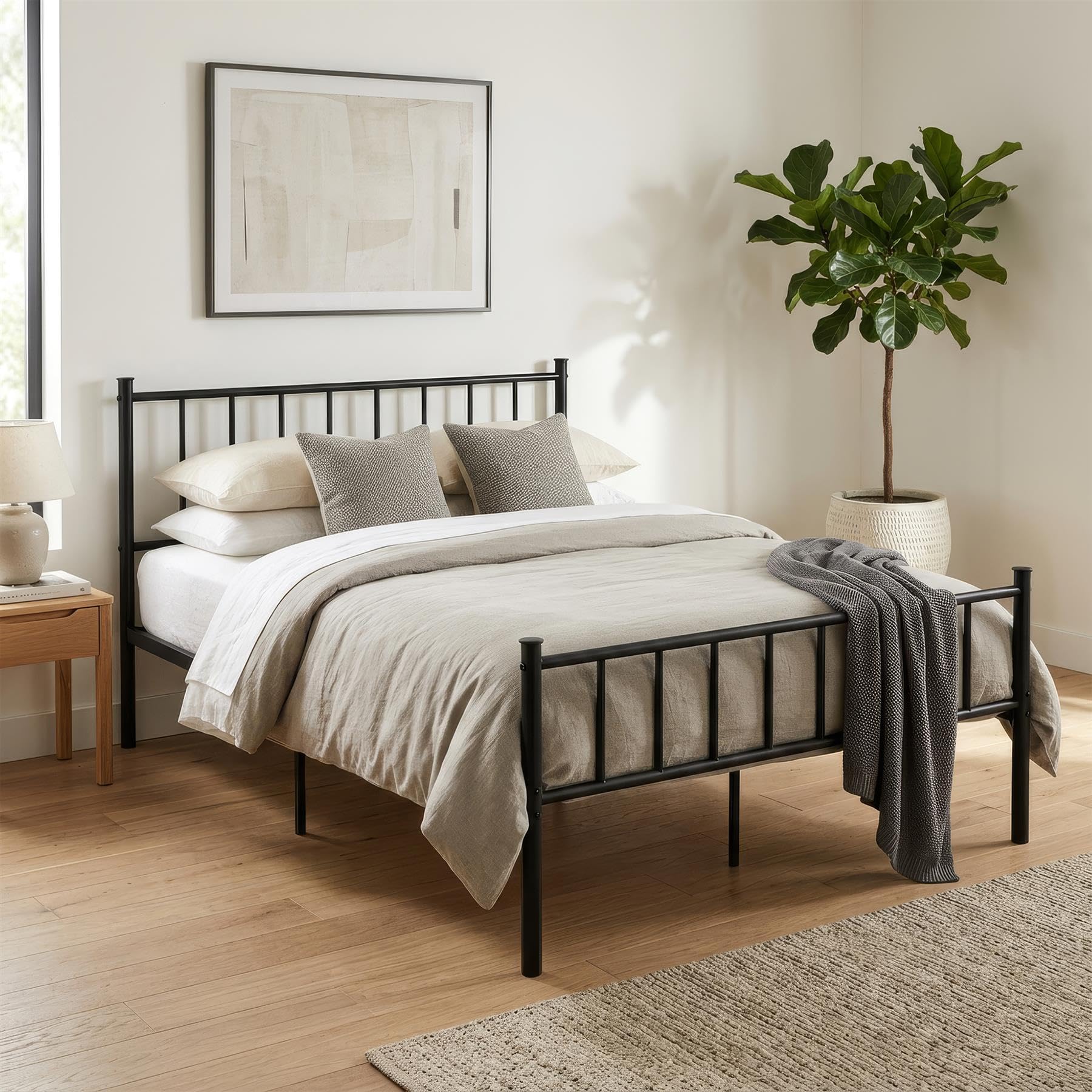 Harbour Housewares Double Metal Bed Frame 4ft 6in 135x190cm - Black