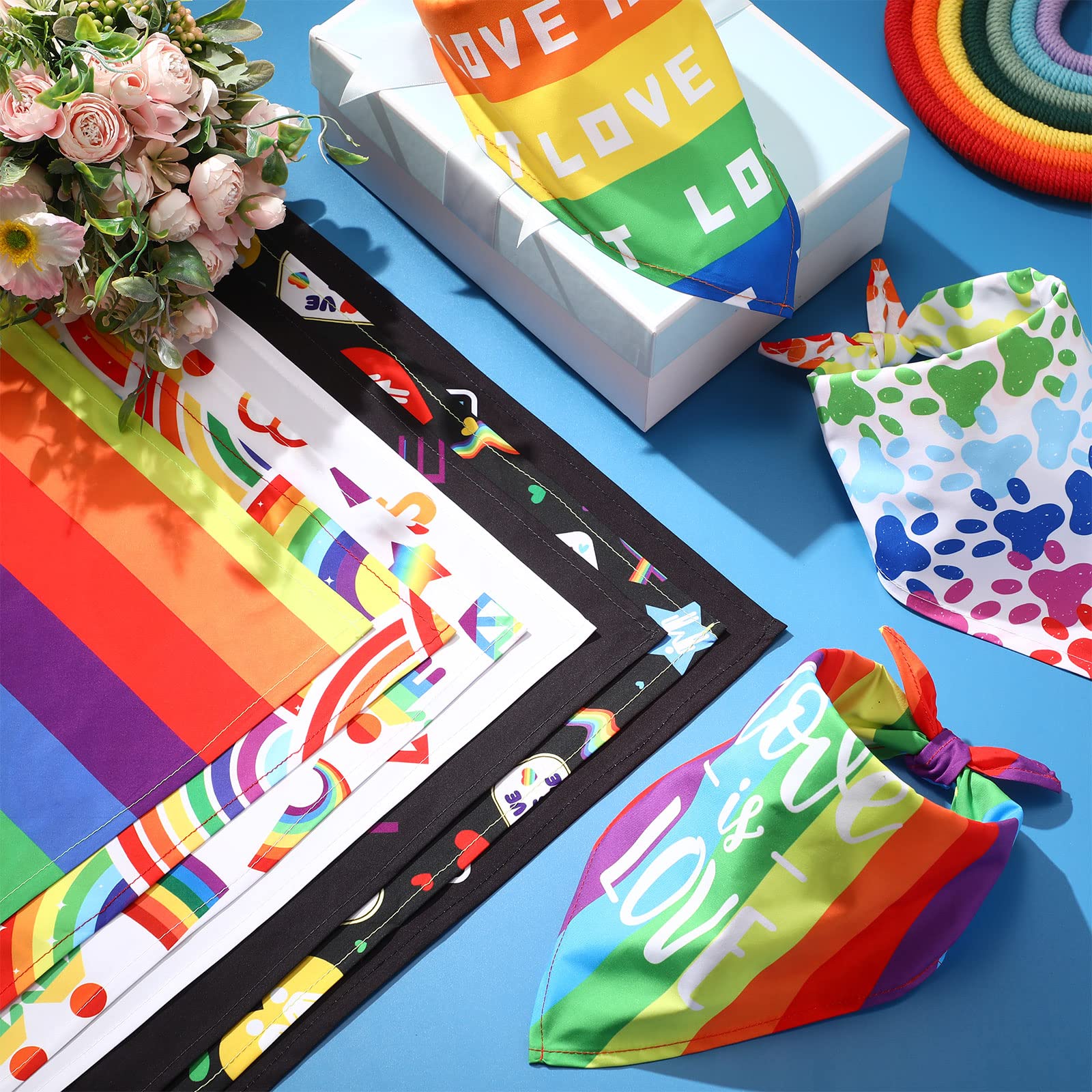 Lot de 60 bandanas pour chien Gay Pride arc-en-ciel - Mouchoirs pour chien LGBT - Accessoires de fête - 10 styles
