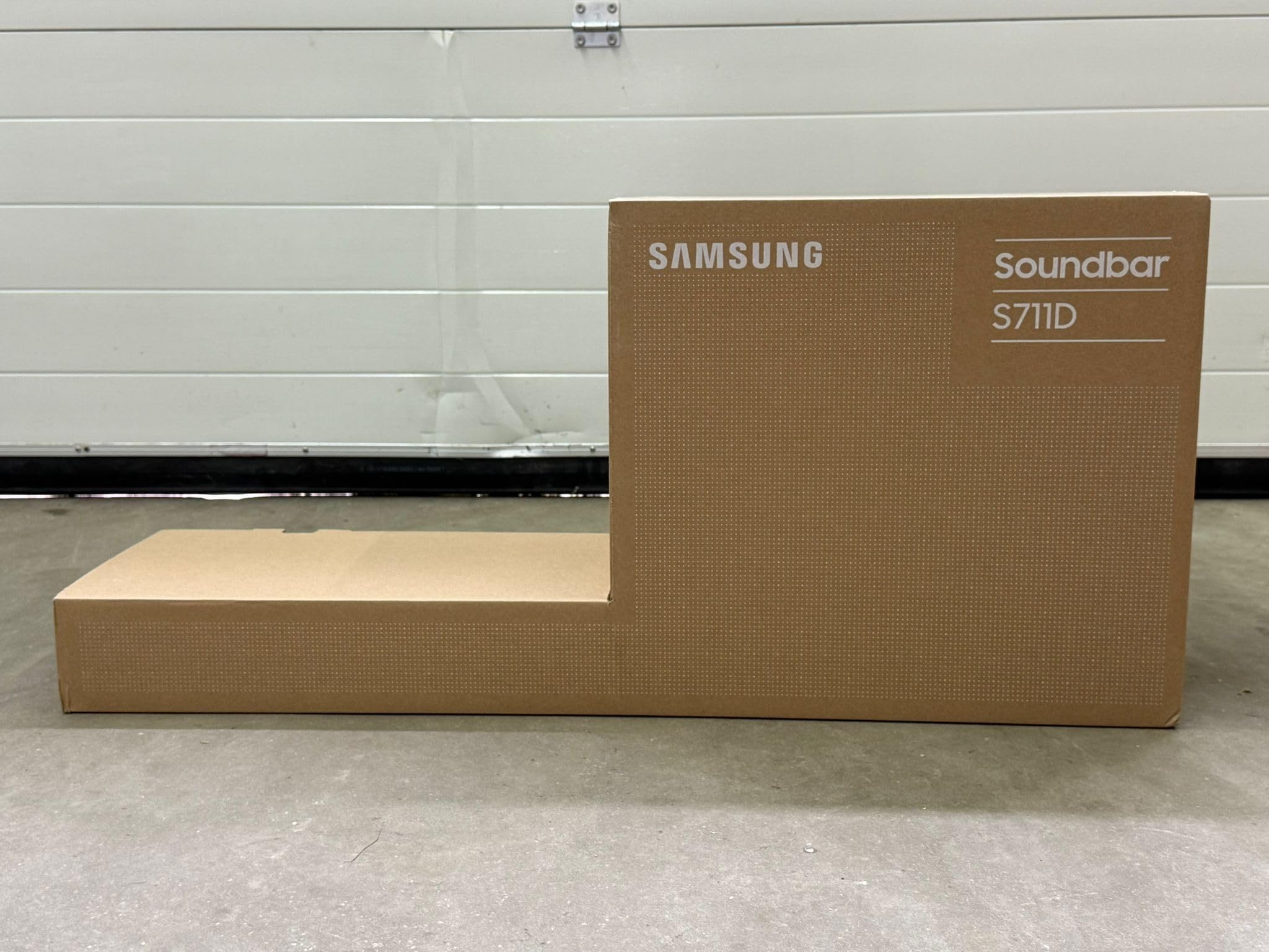 Samsung HW-S711GD Barra de Sonido ultradelgada de 3.1 Canales para televisores, Altavoz Bluetooth con diseño ultradelgado, Dolby Atmos inalámbrico/DTS:X, Q-Symphony [2024]