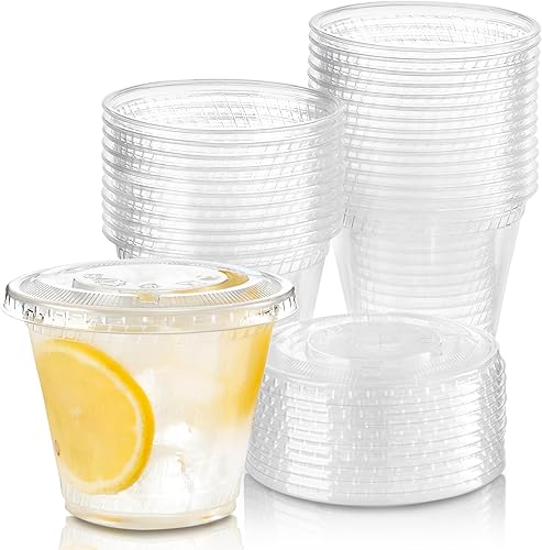 Fit Meal Prep Paquete de 50 vasos de plástico transparente de 9 onzas con tapas planas, tazas desechables para café helado, sin BPA, taza de batido