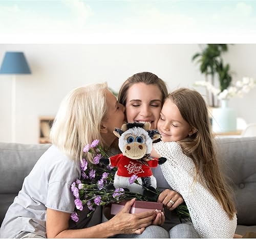 Miniatura 7 de DolliBu Vaca sentada de peluche con texto en inglés "I Love You", bonito animal de peluche con camisa roja y nombre, regalo personalizado para el