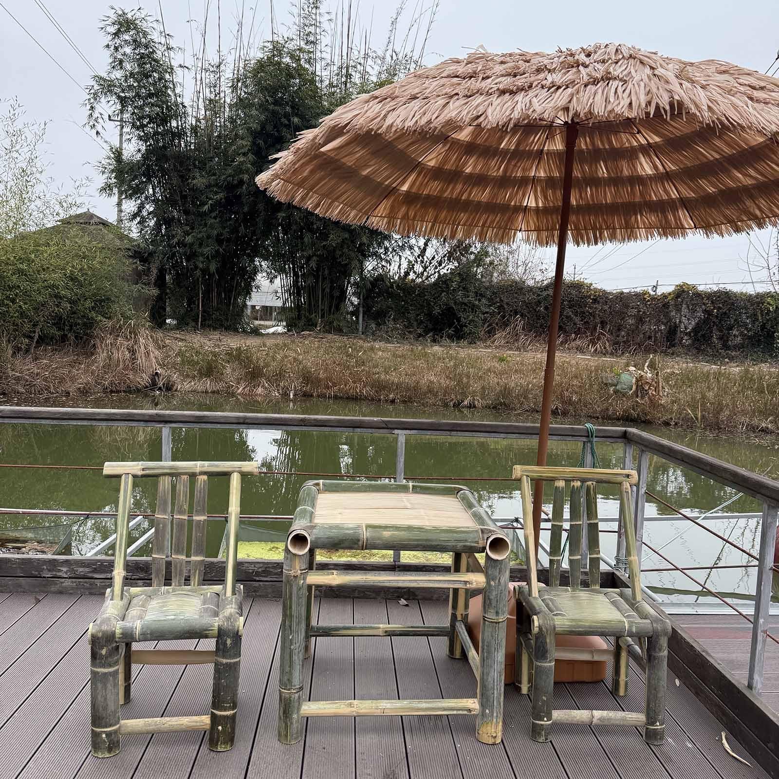 Bardzo duży i pogrubiony parasol z imitacją słomy o długości 2,7 m, odkryty basen i parasol przeciwsłoneczny na plażę, obrót o 360 stopni, łatwa regulacja kąta nachylenia.