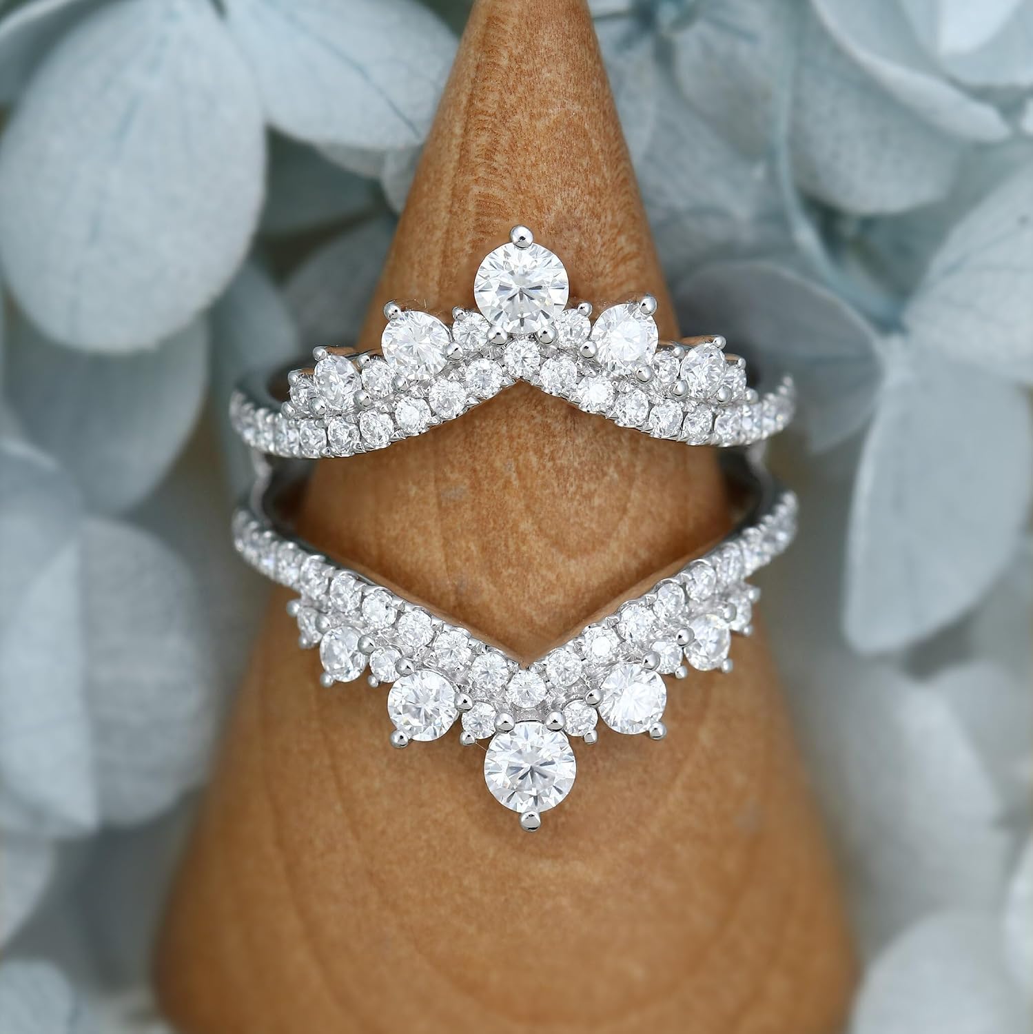 Moissanite Double Wedding Band Curved Ring Enhancer Guard 1.00 CTW D VVS1 Vintage Chevron Cluster Crown Ring Jacket for Solitaire 10K 14K Solid Gold 925 Sterling Silver