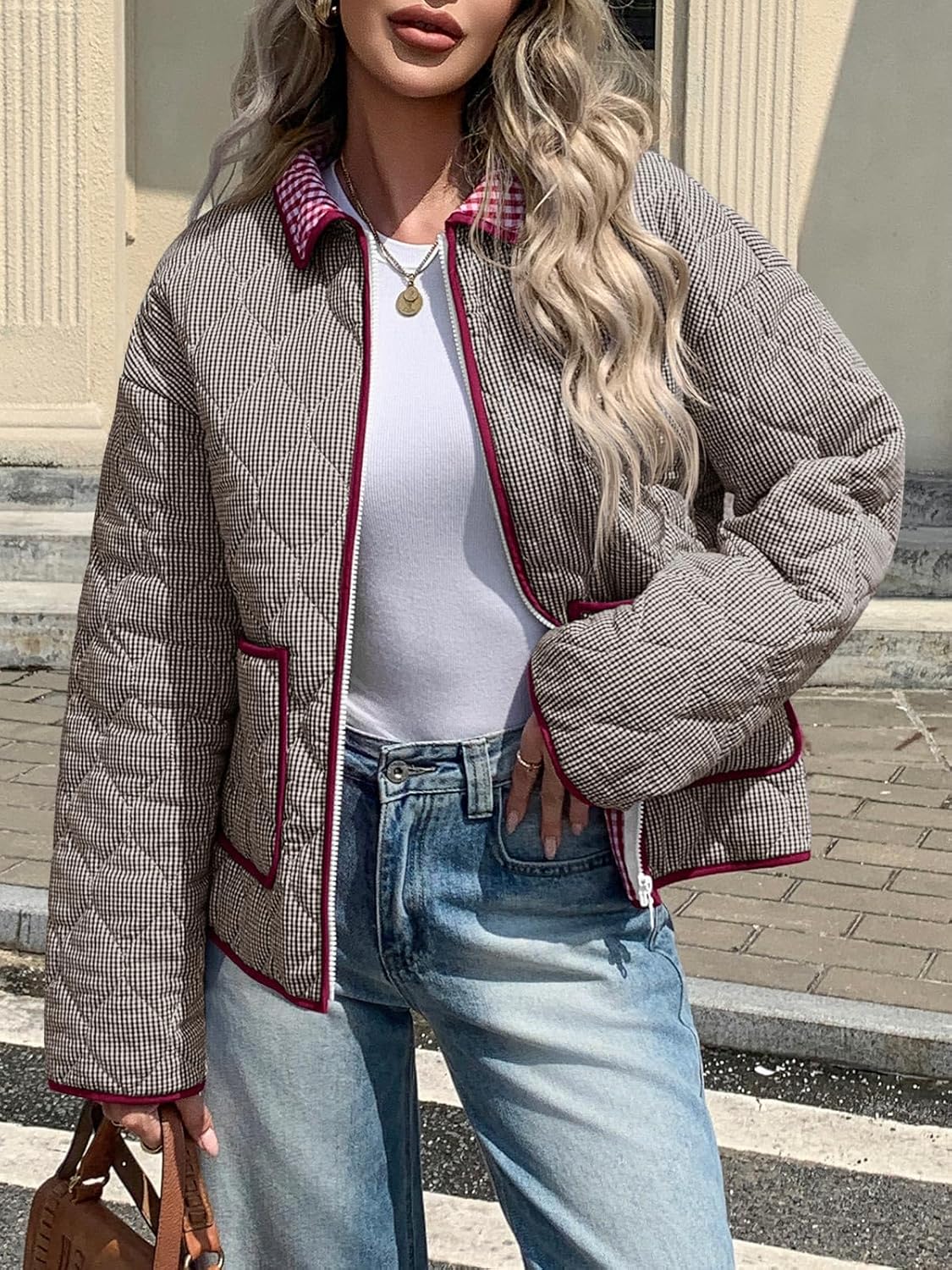 Tankaneo Womens Cropped Quilted Jackets Plaid Lightweight Full Zip Up Jacket Puffer Padded Coat with Pockets - Image 2