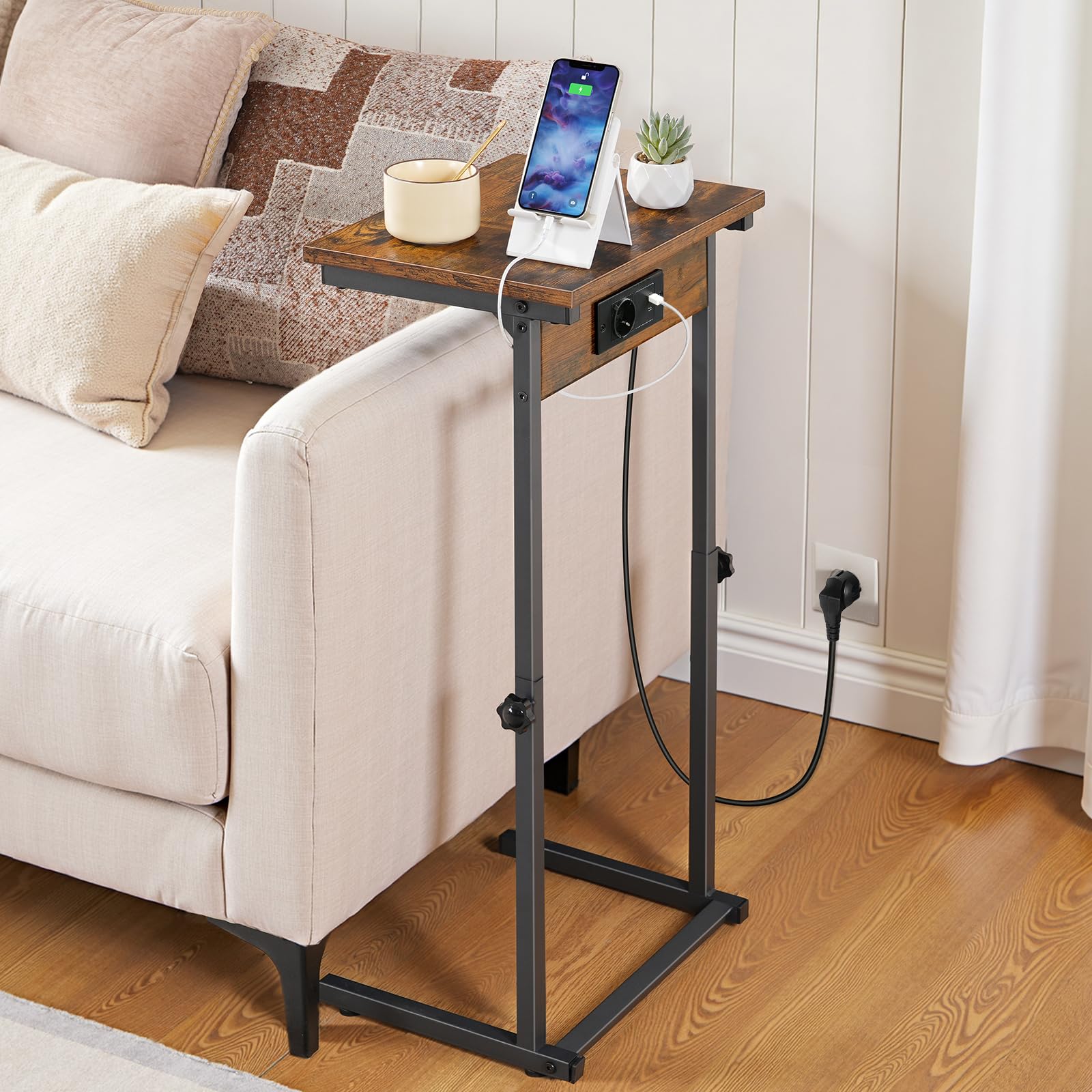 HOOBRO C-Form Beistelltisch mit Ladestation, höhenverstellbarer Beistelltisch mit Steckdose, Sofatisch, Couchtisch für Wohnzimmer, Schlafzimmer, Arbeitszimmer, Vintagebraun und Schwarz EBF71CSF01