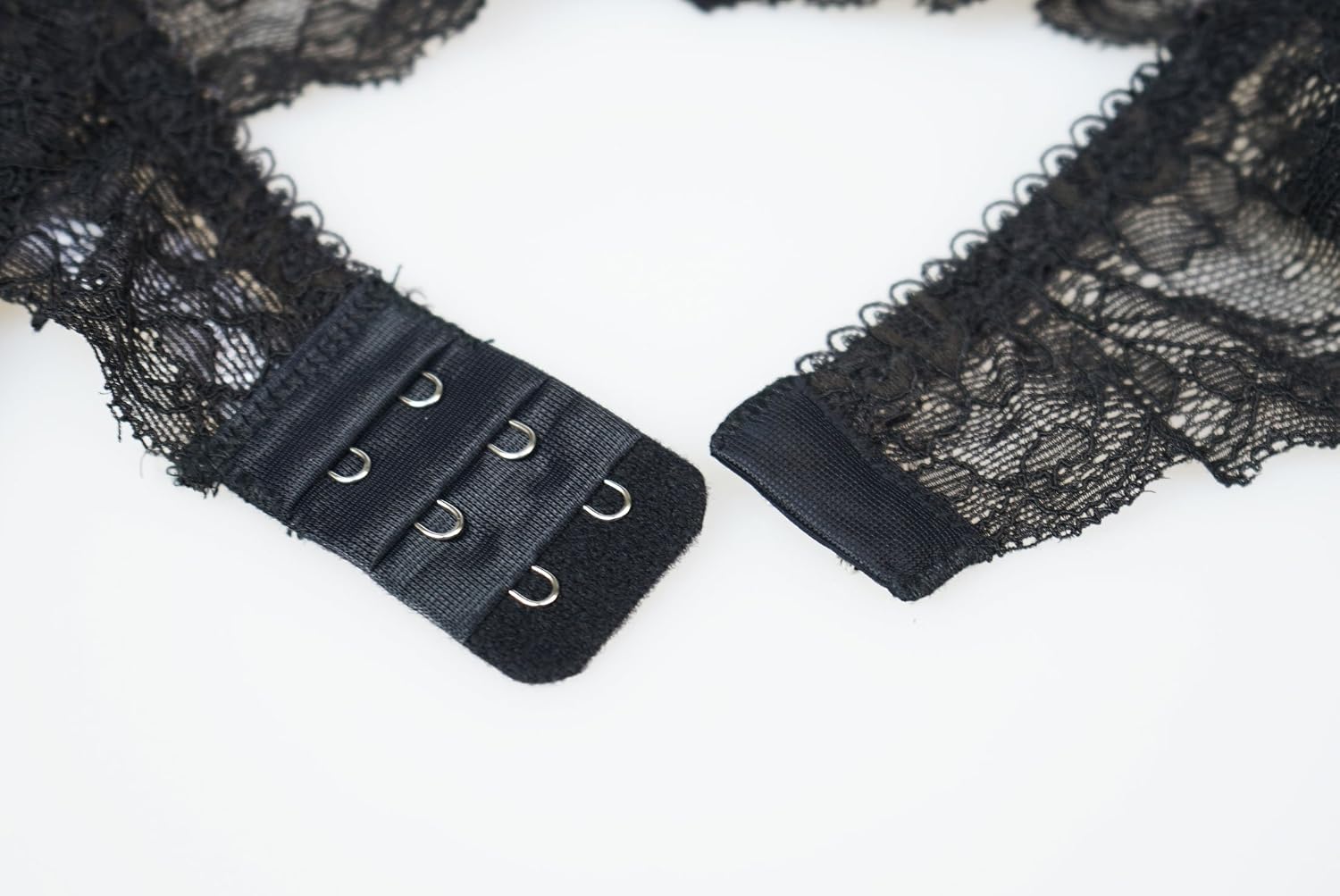 TVRtyle Black Lace Sexy Women Metal Clips Garter Belts for Stockings (Large)