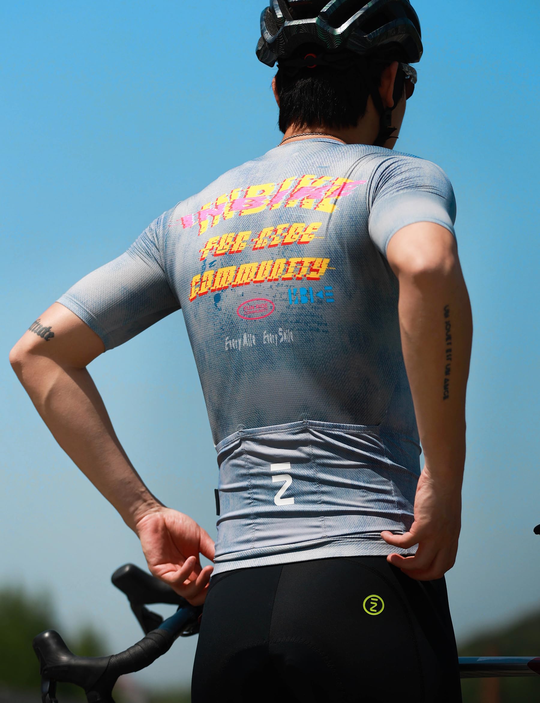 INBIKE Maillot Ciclismo Hombre Verano Manga Corta con 3 Bolsillos Transpirable Elástico UV-Protect Secado rápido WC584
