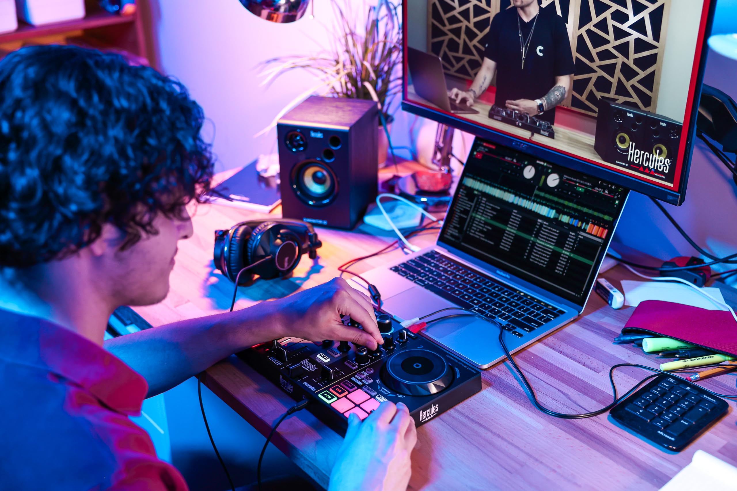 Hercules DJLearning Kit MK2 - Kompletny zestaw do nauki miksowania z oprogramowaniem