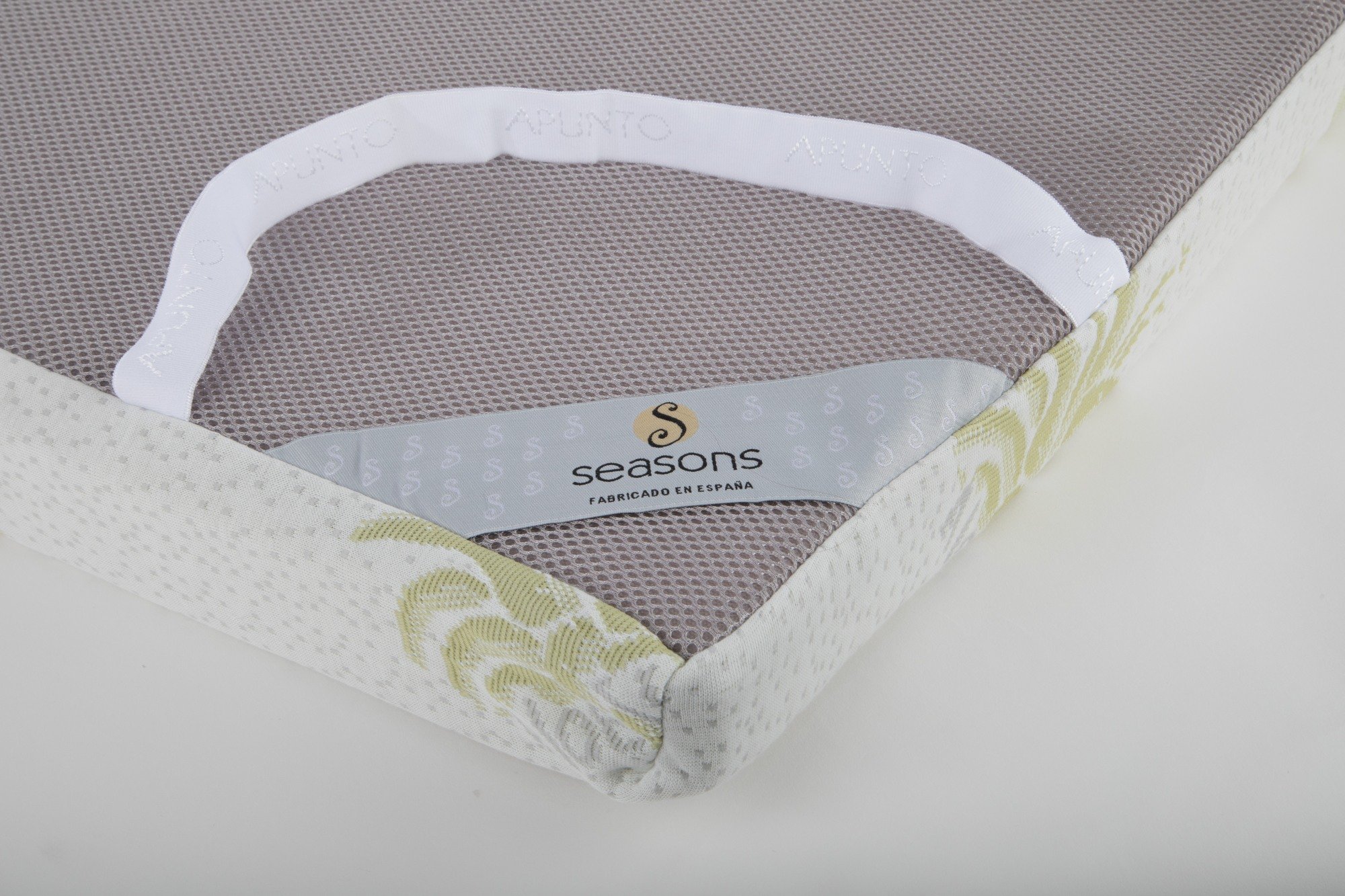 Seasons - Topper Viscoelástico 105 x 190 cm, Altura 6 cm - Topper Colchón Transpirable y Antideslizante - Funda Aloe Vera - Fabricado en España (135x190)