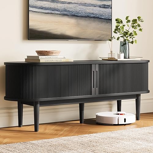 LINSY HOME Soporte de TV acanalado para TV de 65 pulgadas, moderno centro de entretenimiento de madera de mediados de siglo con puerta corredera y