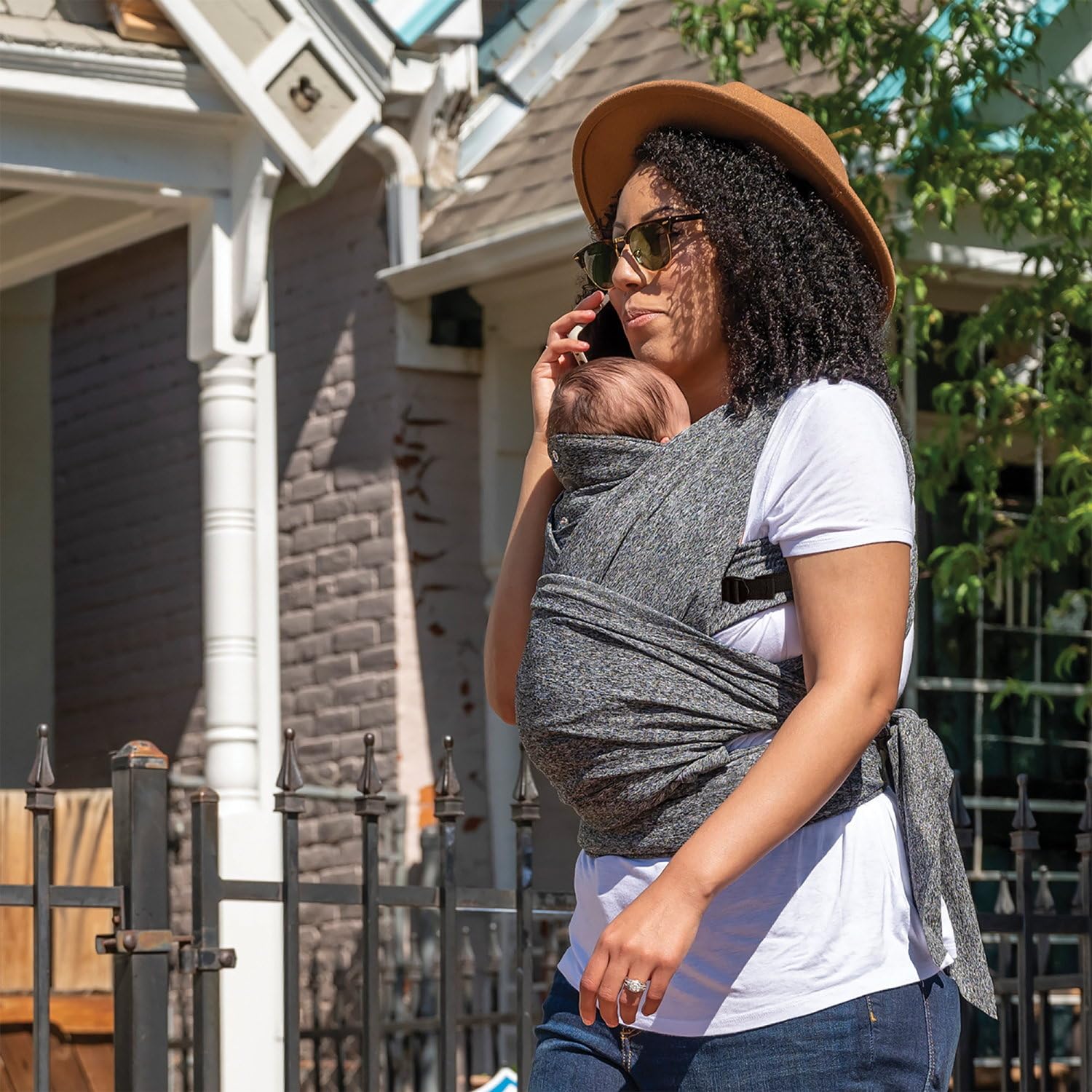 Artsana Boppy Comfyfit Evolution Baby Carrier, Easy to Carry and Adjustable, Ergonomic Baby Carrier for Mom's Front with Head and Headrest, Wide Knotted Straps, Adjustable Armpits