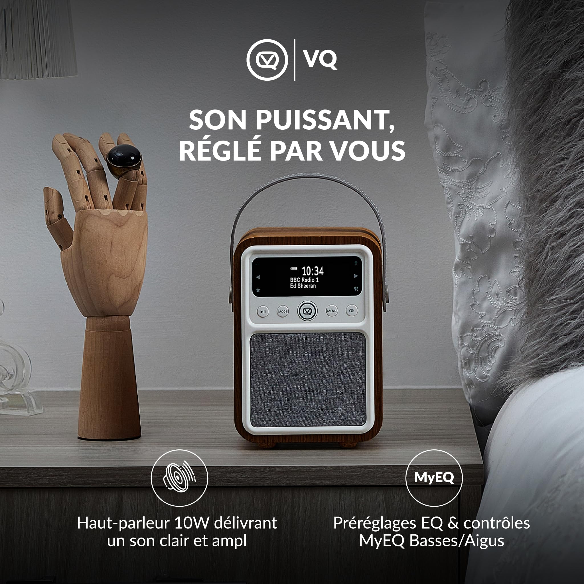 VQ Monty Radio DAB Plus/DAB avec Bluetooth, FM et Radio Réveil Fonction - Alimentée par Secteur et Batterie Radio Portable avec Antenne, Prise Casque et Port de Charge USB - Chêne