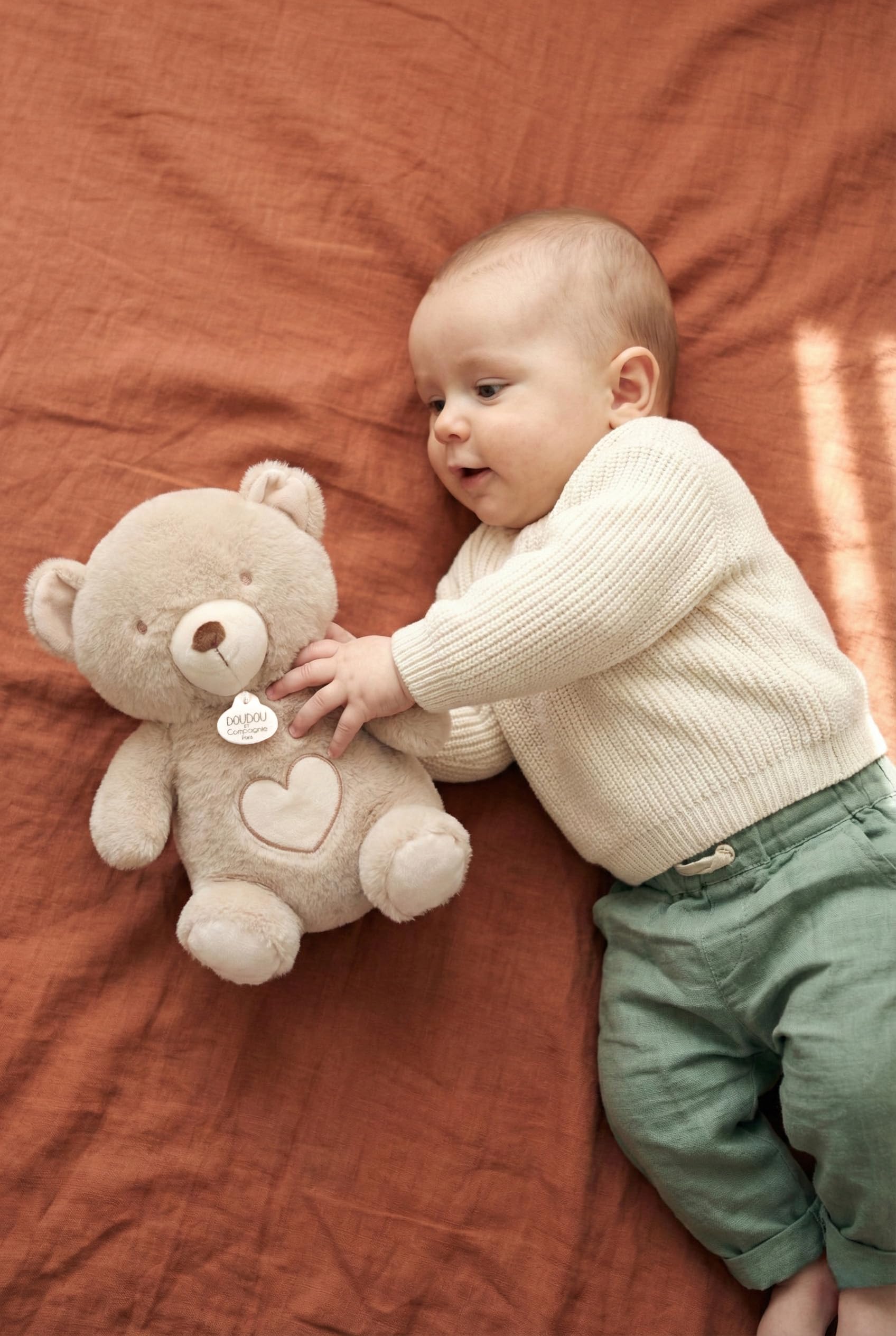 Doudou et Compagnie - Oddychający pluszowy miś oddychający - 28 cm - Świecąca przytulanka muzyczna z ruchem oddechowym - Wspomaga sen i relaks - Prezent z okazji narodzin dziecka - DC4684