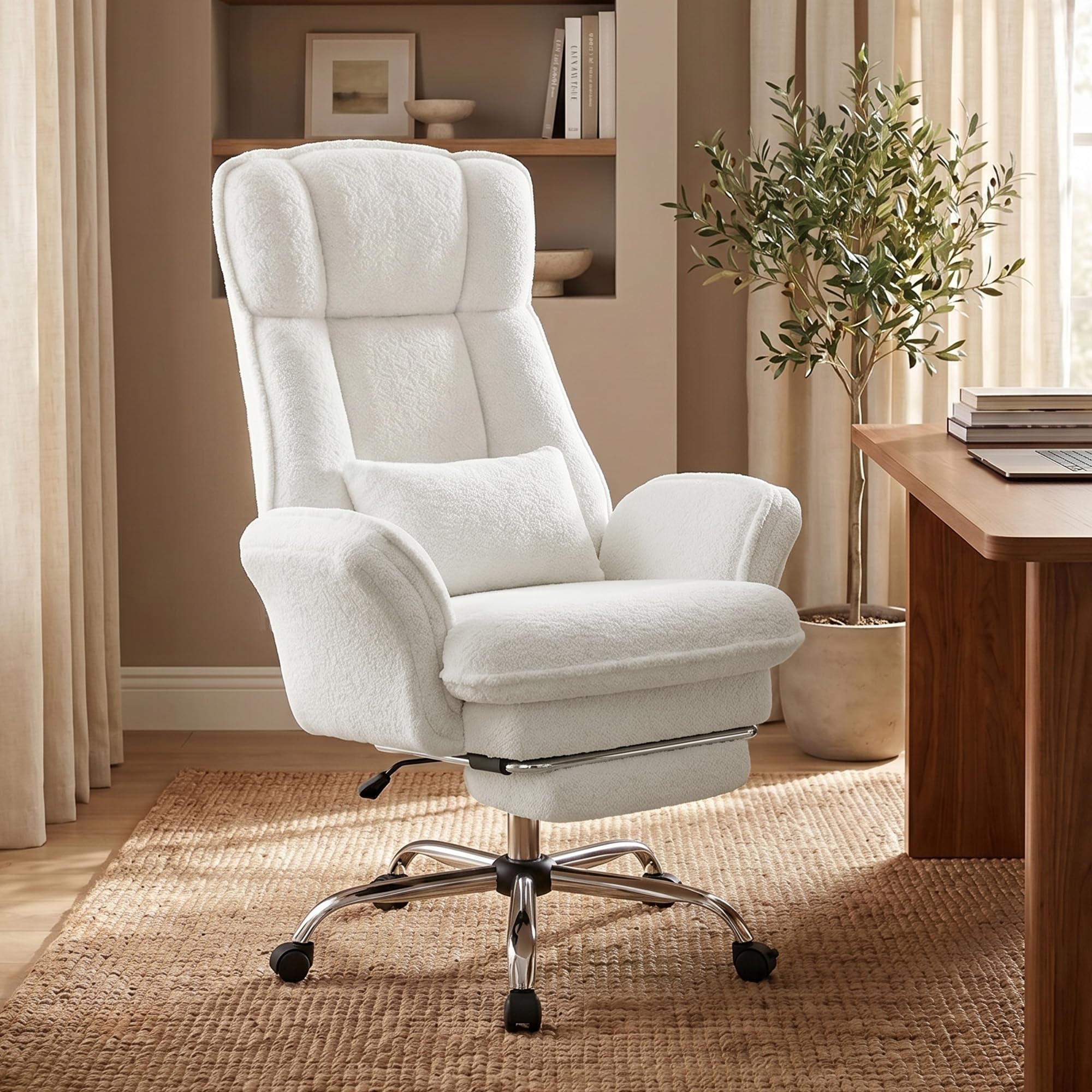 Hawthyhome Ergonomischer Bürostuhl 135° Teddy Drehstuhl mit Fußstütze,Weiß | bis 180kg, Fußstütze, klappbare Armlehnen, Teddy-Fleece, schreibtischstuhl für schneidersitz, Homeoffice