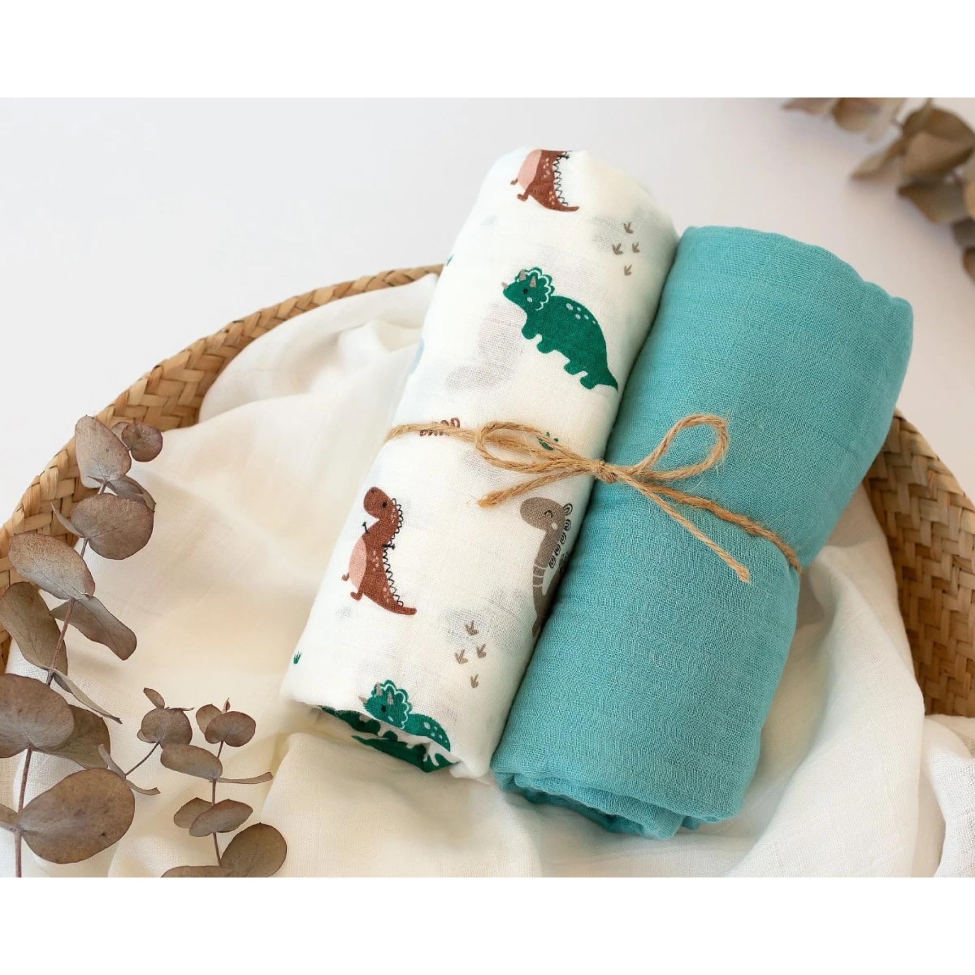 Kiokids | Chiffon Dinosauri Salvia | Morbidezza Eccezionale Grazie al Bambù e al Cotone | Termoclimatico | Fresco in estate e caldo in inverno | 120x120 cm | Salvia