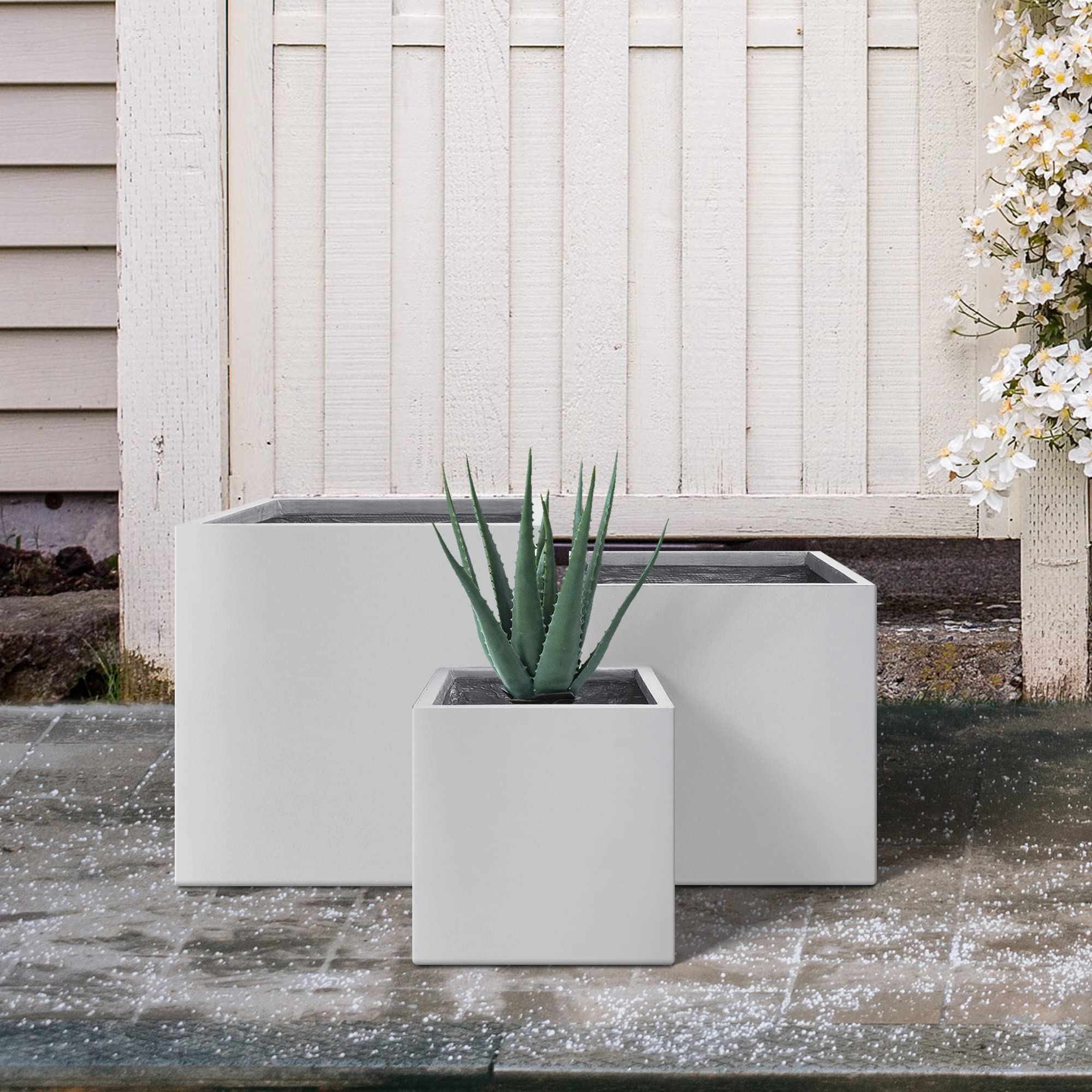 Kante 16“, 12â€_x009d_ and 10" Pure White Round Planters (Set of 3), Outdoor Indoor Modern Planter Pots, Lightweight, Weather Resistant, Seamless with Drainage Hole (RF0001ABC-C80011)