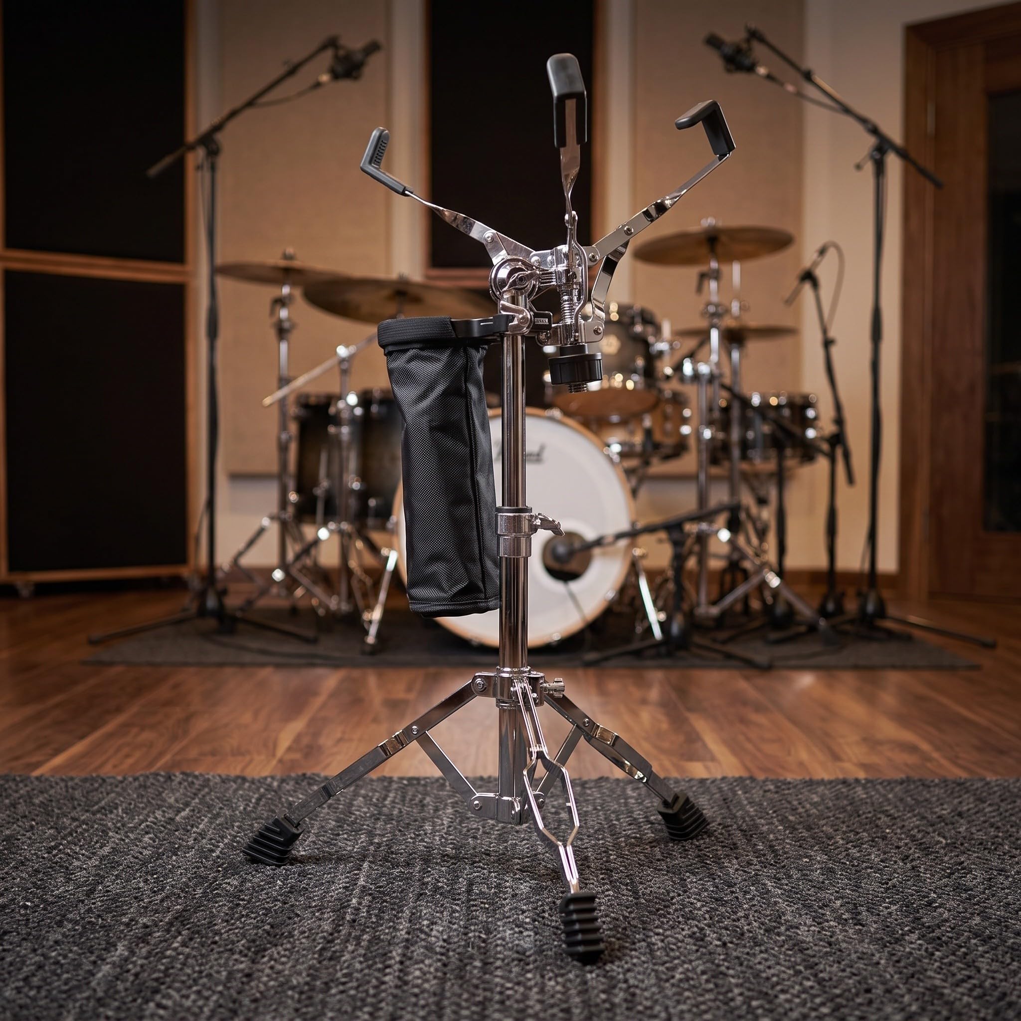 NUOBESTY Verstellbarer Snare Drum Ständer mit Doppelstrebe für Studio