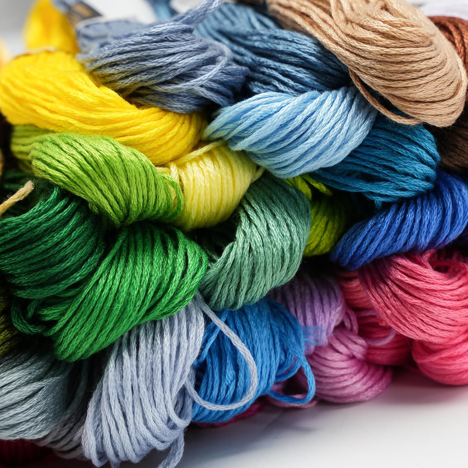 70 Skeins Rainbow Color Embroidery Floss Friendship Bracelet String Cross Stitch Embroidery Thread Cotton Floss Bracelet Yarn, Craft Floss