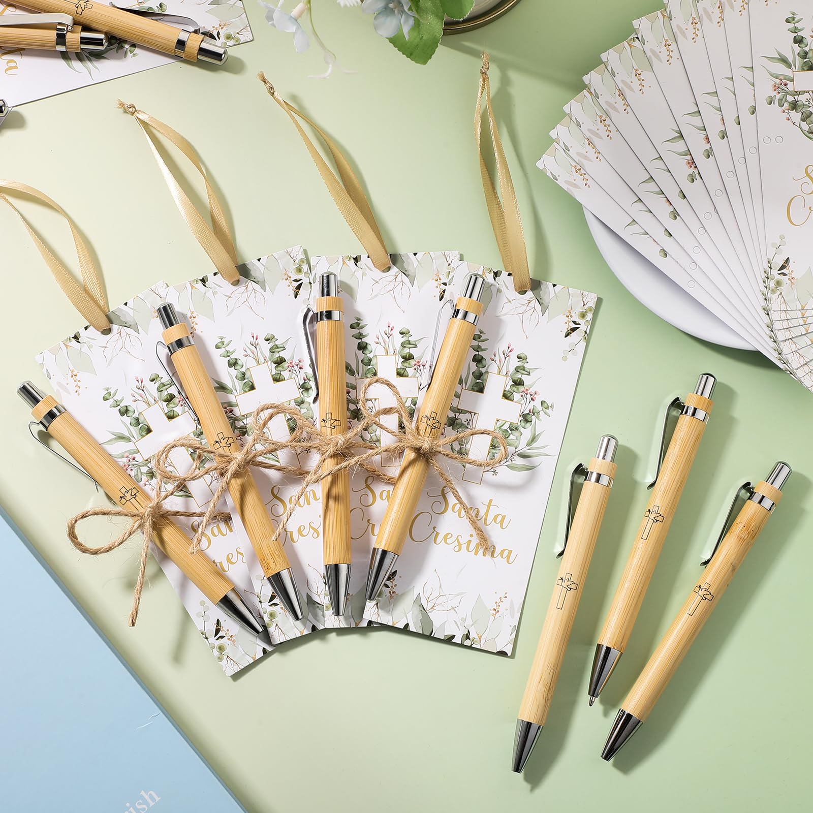 Tenare 30 Set Regali di Santa Cresima Regali Cristiani per la Prima Comunione Accessori per la Bibbia della Chiesa per Gli Ospiti Include Biglietti Religiosi con Croce Penne a Sfera Nastro e Corda