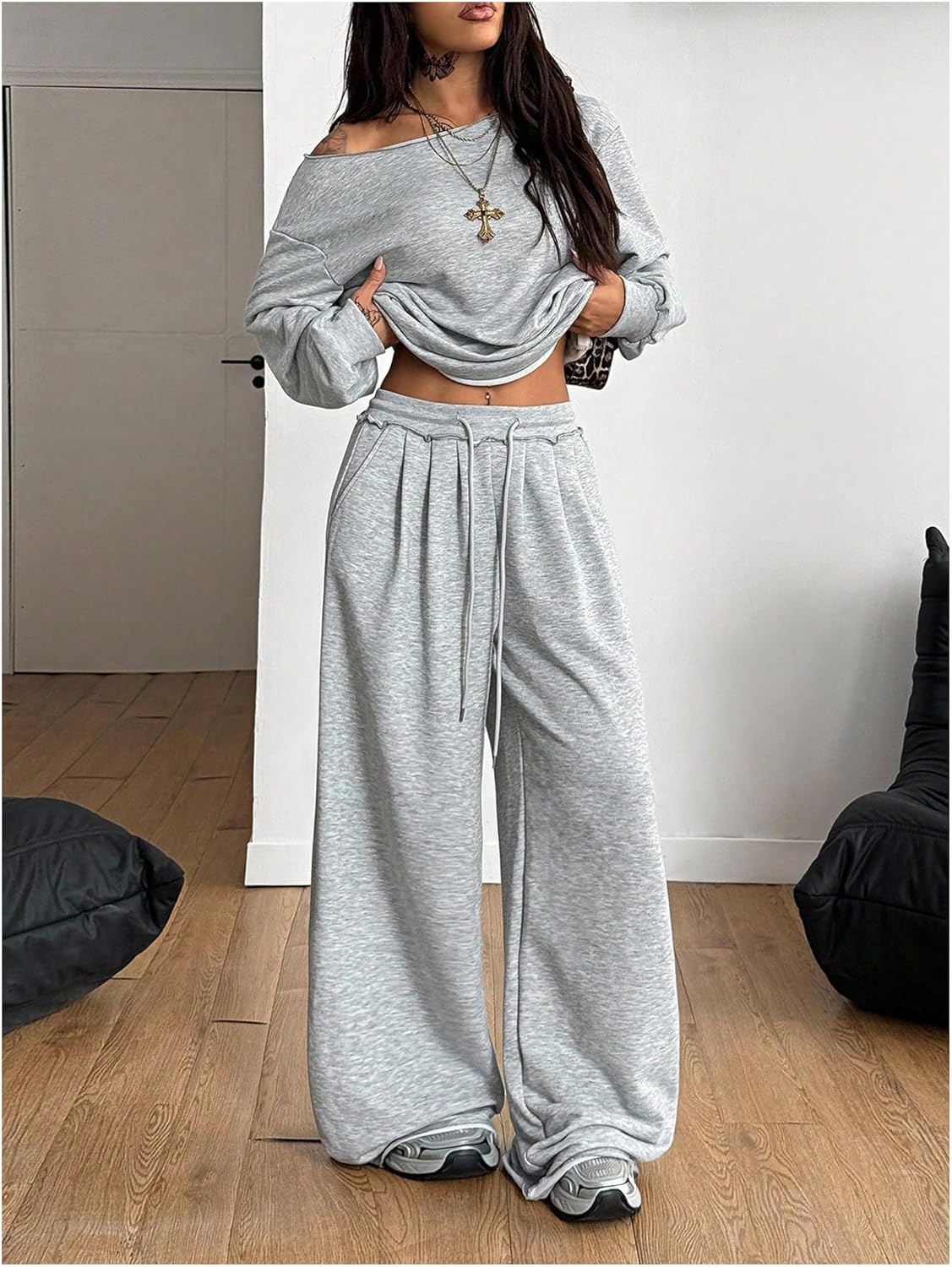 SOLY HUX Women's Sweatsuits 2 Piece Outfits Off the Shoulder Long Sleeve Sweatshirt and Baggy Sweatpants Matching Set - Image 3
