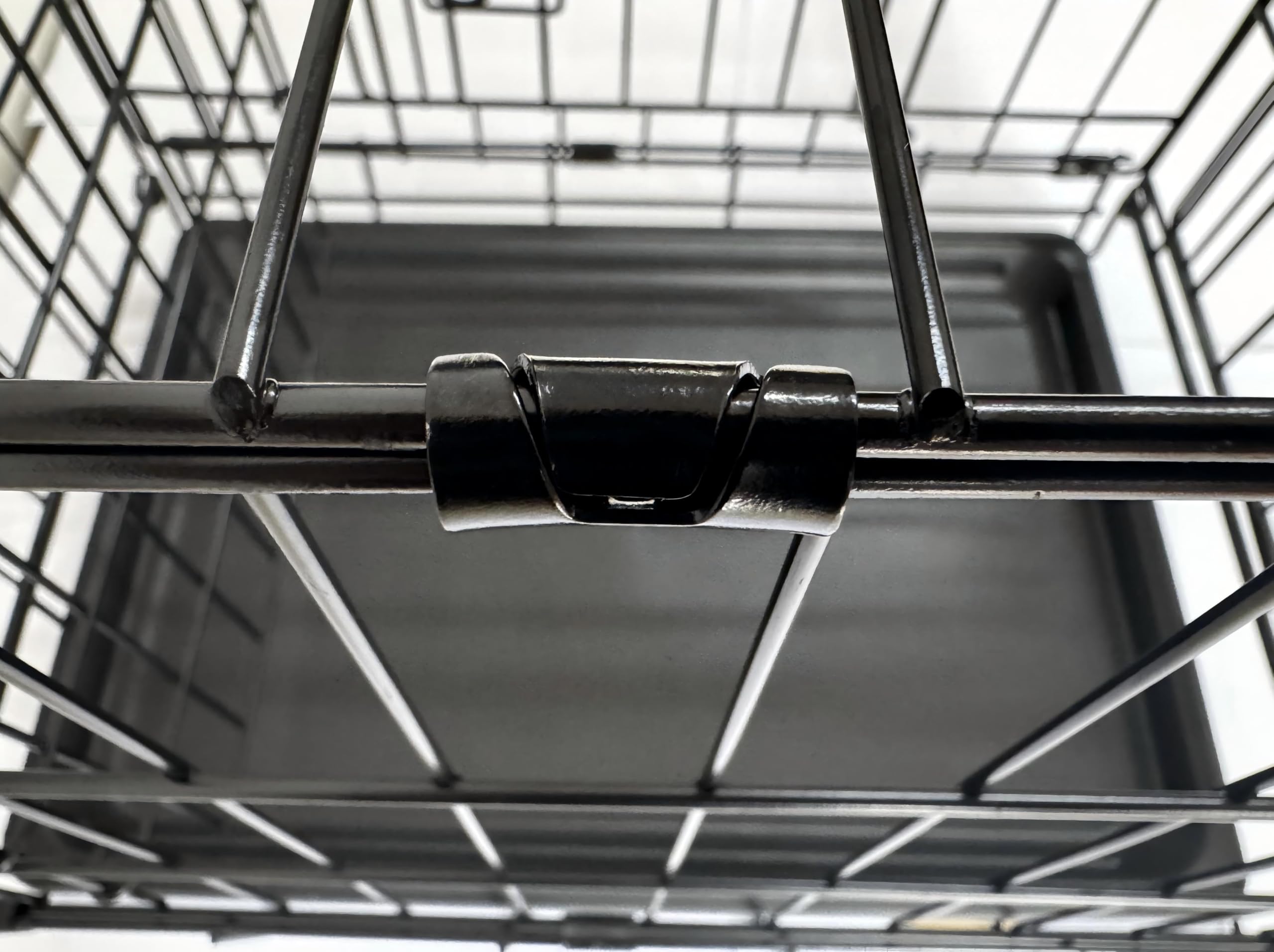 Cage de transport en fil métallique pour chien avec plateau inférieur en plastique (XXS) - Noir