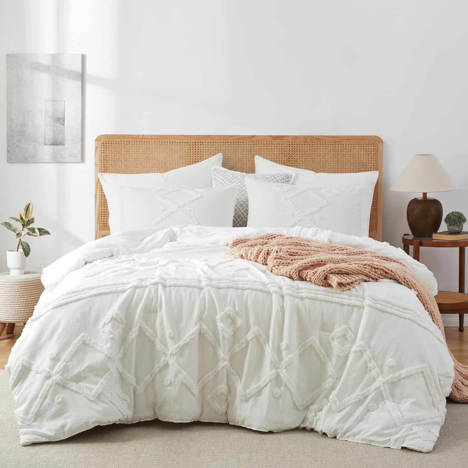 Oli Anderson White Queen Comforter Set, 3 Pieces Tufted Bedding Set, Boho Shabby Chic Comforter with 2 Pillowcases (Cloud White,Queen)