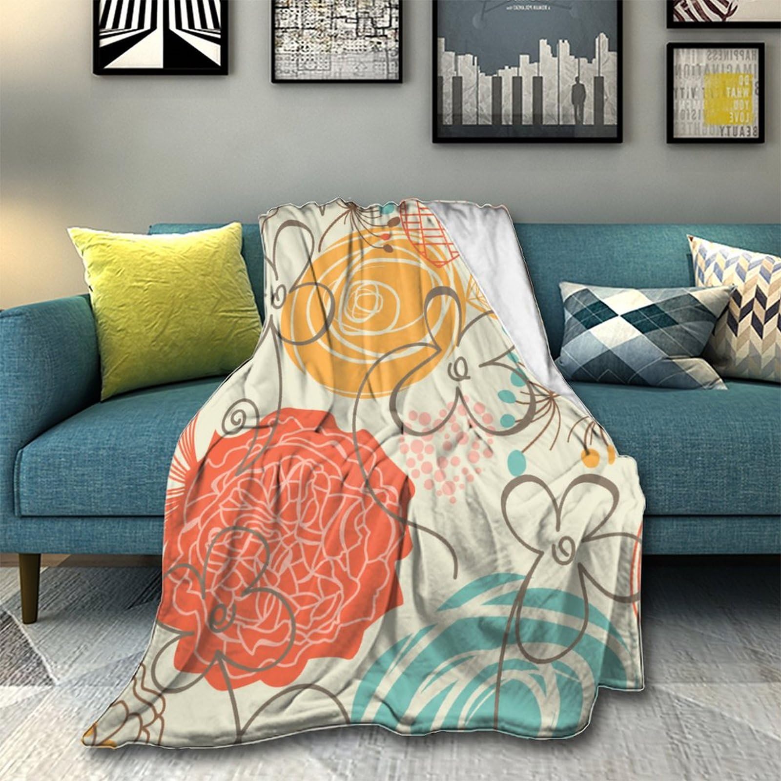 Amazon.com: Aiyoolee Cozy Fleece Blanket Flannel Throw Blanket Compatible  with Retro Floral for Couch Sofa Bed All Seasons, Lightweight Fuzzy Blanket  Warmer Decorative Blanket for Christmas : Home u0026 Kitchen