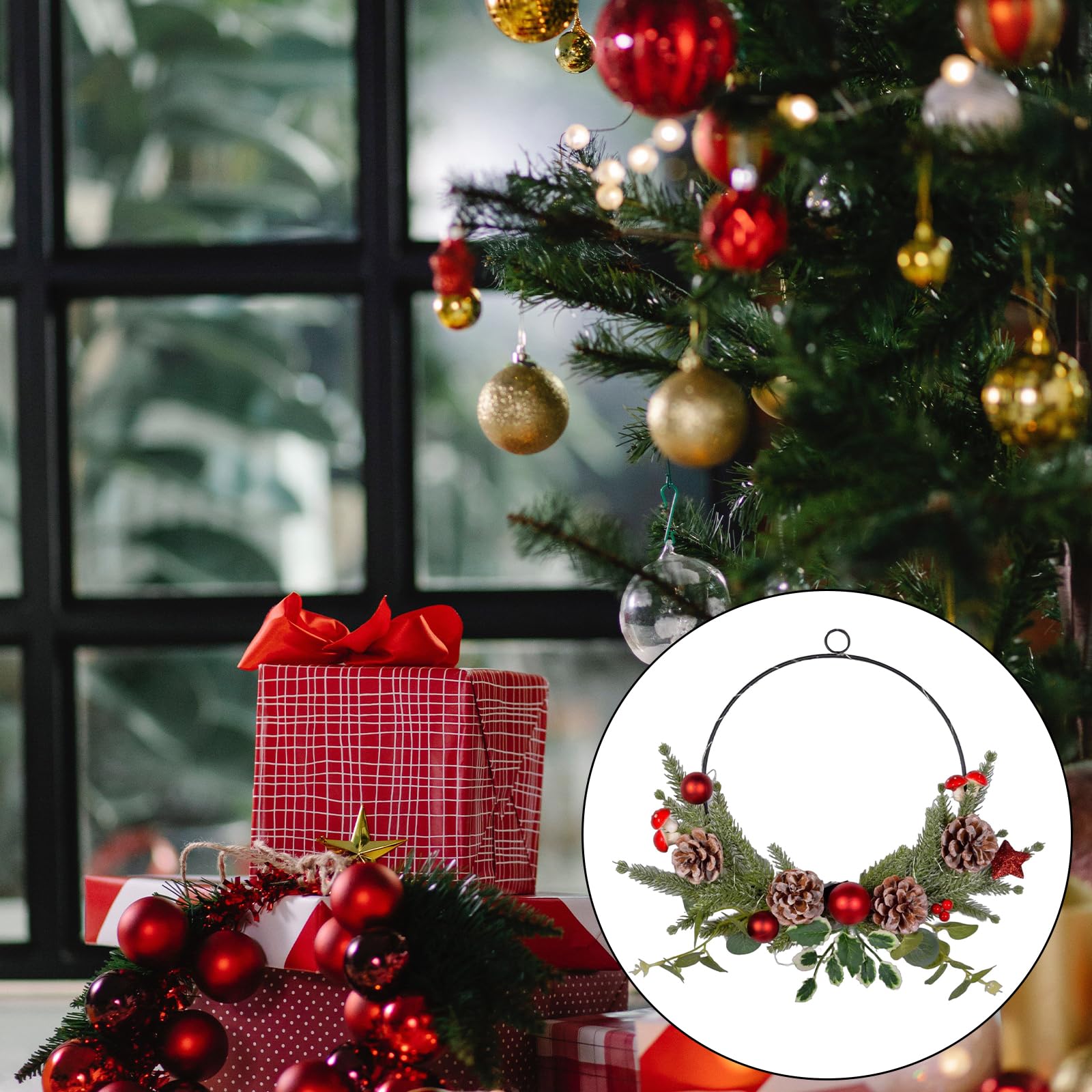 Père Noël à Suspendre Couronne Rouge - Boule Et Déco De Sapin