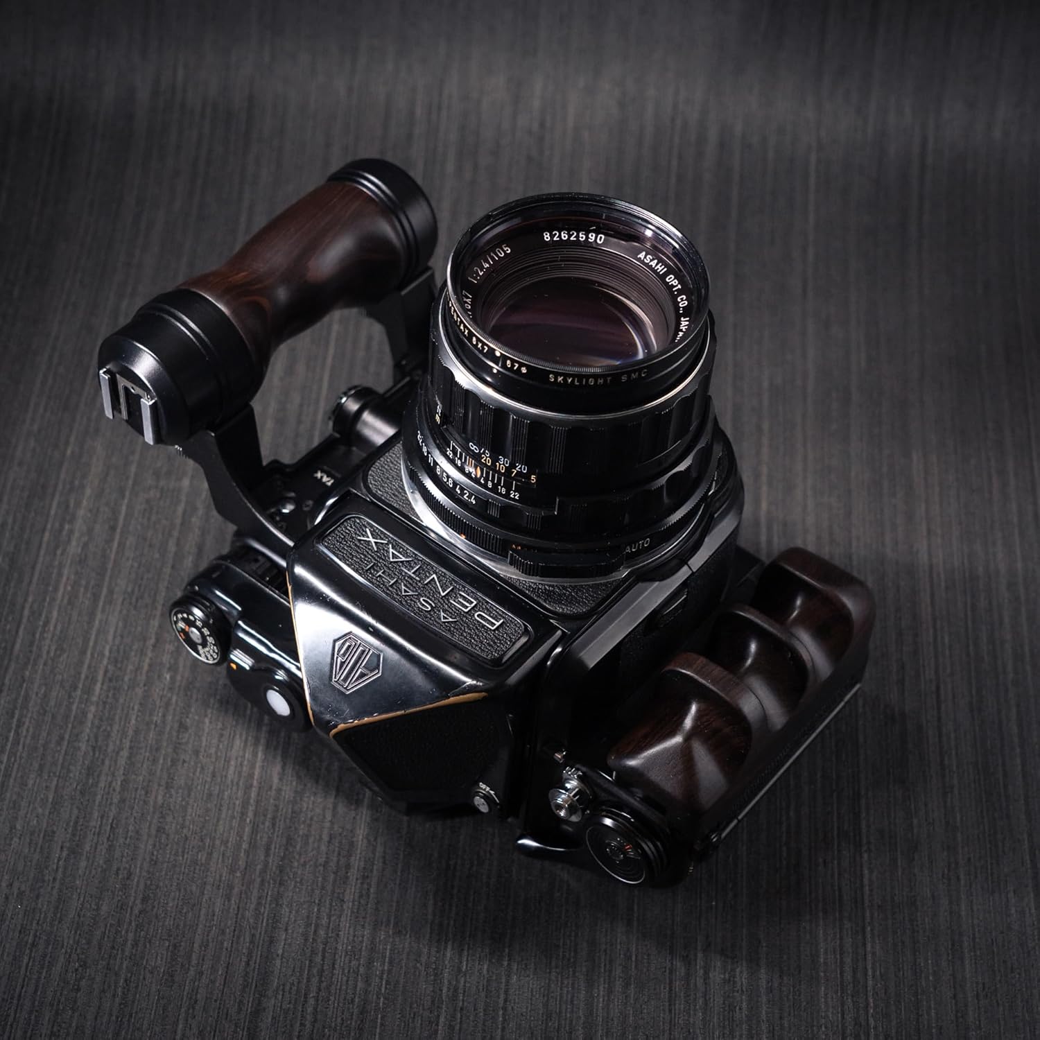 Wood Wooden Left + Right Camera Hand Grip Kit for Pentax 67 6X7 6 * 7 Handle Holder Metal Bracket (Ebony)