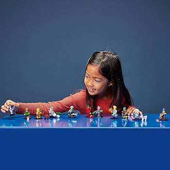 Amazon.com: Lego Series 22 Complete Set of 12 Minifigures 71032