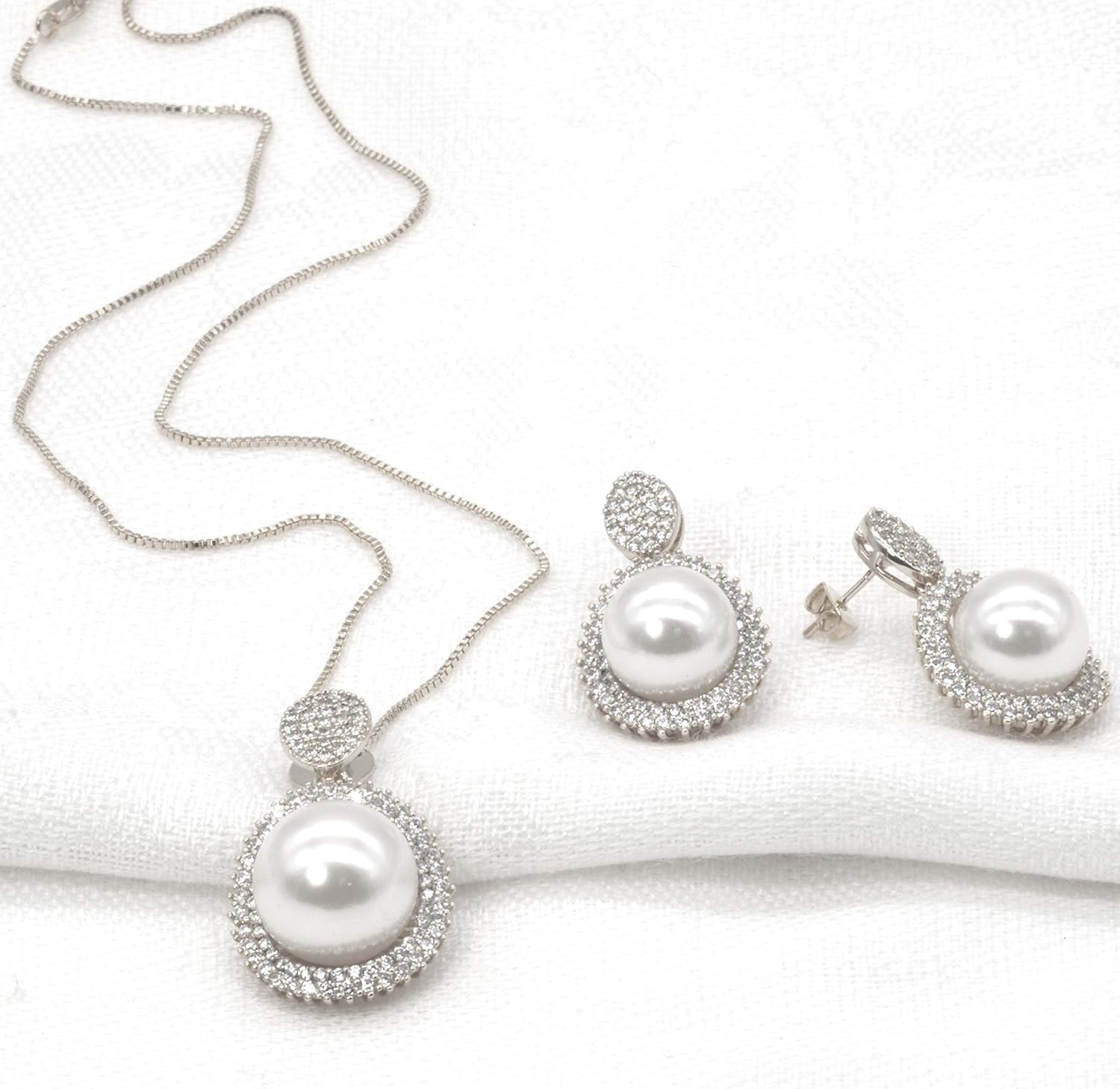 Lavencious Oval Dangle Jewelry Set Cream Color Pearl Necklace & Earrings Sets for Women Gold and Silver Color