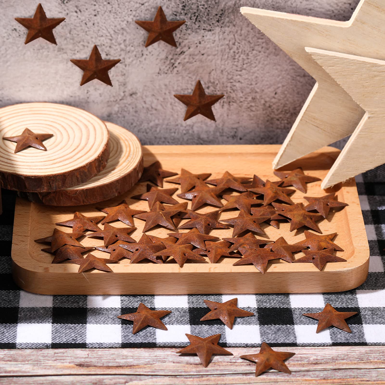 Mini estrellas de metal para manualidades con agujeros de 1.18 pulgadas de metal oxidado estrella de granero para Halloween, Navidad, decoración de pared de puerta de casa de campo vintage 4